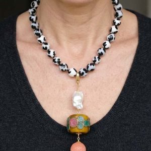 Collana Artigianale Ciondolo Nepalese Perla Pietra Lavica Agata Variegata
