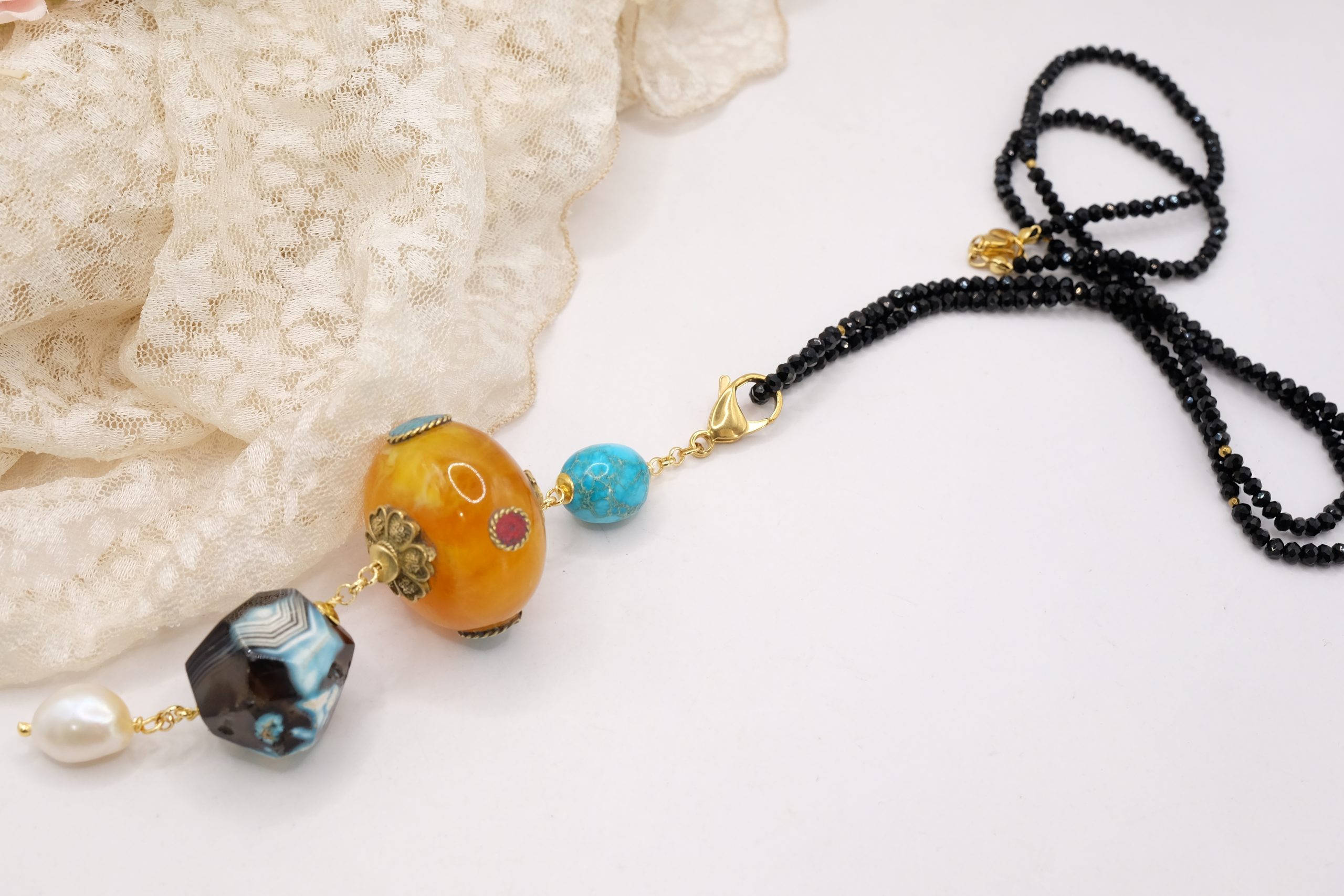 BLACK CRYSTAL NECKLACE CHARLESTON CHANEL NEPALESE ELEMENT TURQUOISE VARIEGATED AGATE PEARLS (6)
