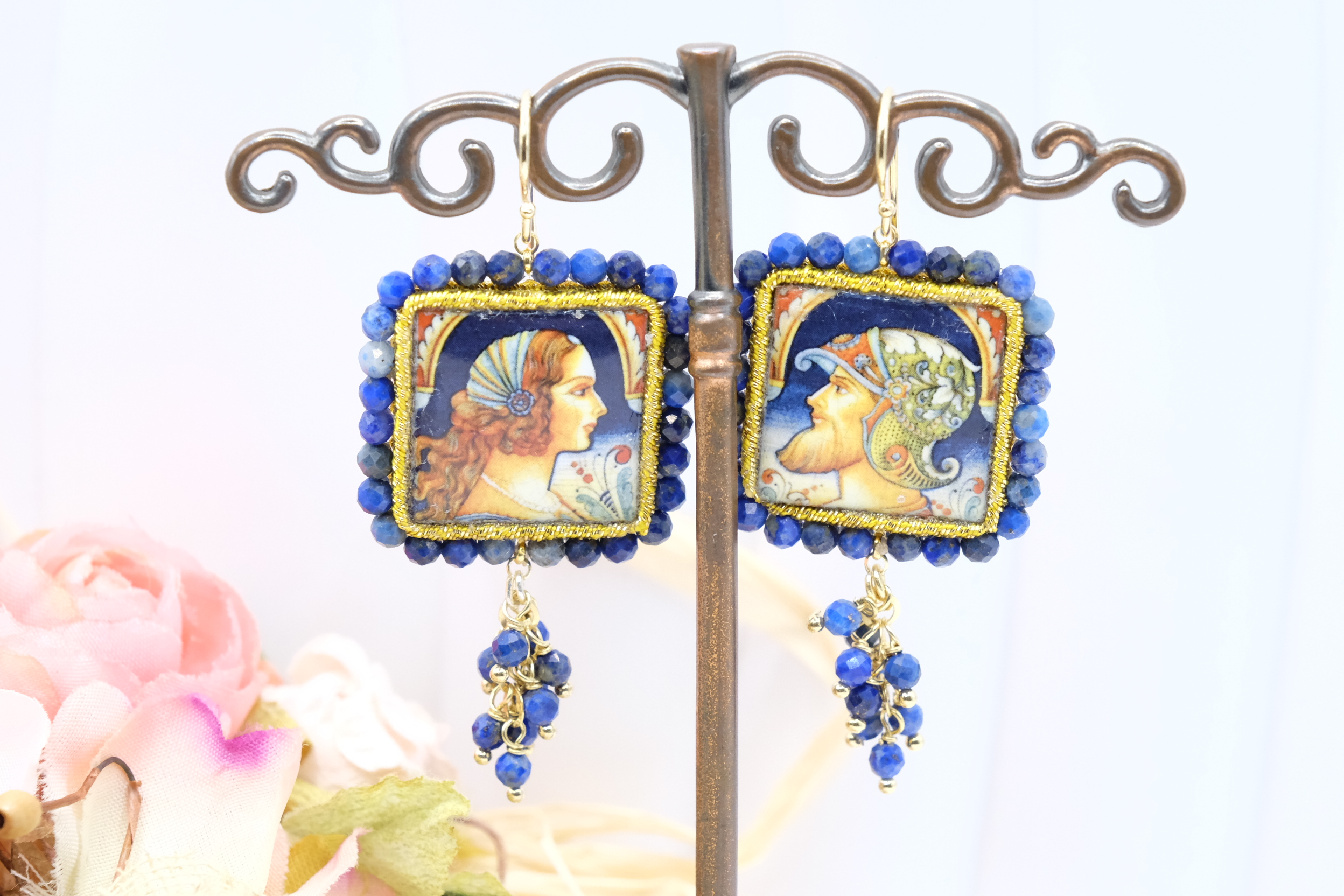 ORECCHINI ARTIGIANALI MATTONELLE PIASTRELLE CERAMICA ZIRCONI BLU PALADINI RINALDO ANGELICA CARRETTO SICILIANO (1)