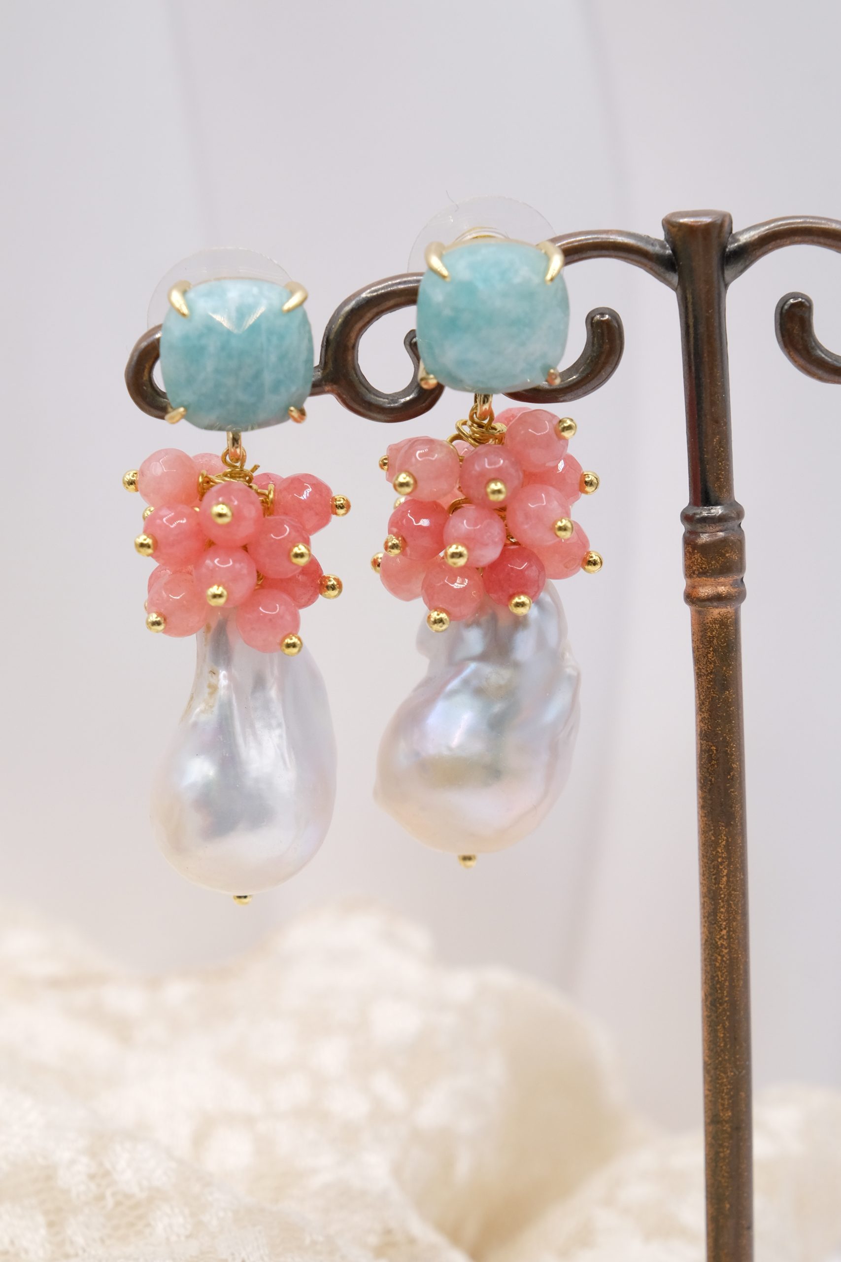 ORECCHINI ARTIGIANALI PERLE GIADA ROSA AMAZZONITE (2)