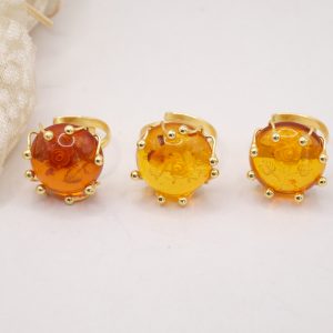 Anello Artigianale Ambra Incisa Rosa o Angelo