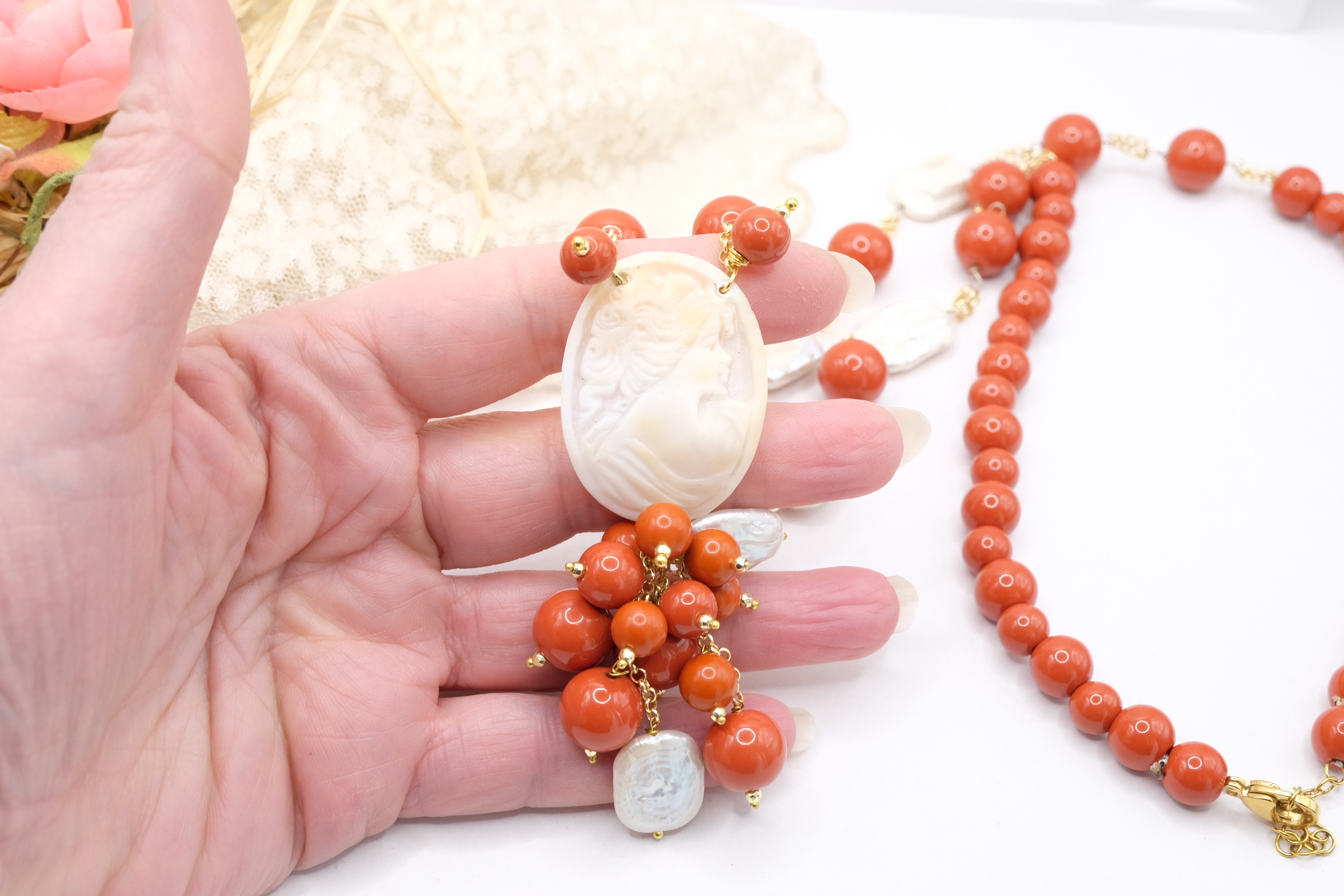 COLLANA LUNGA PASTA DI CORALLO E CAMMEO DI TORRE DEL GRECO ARTIGIANALE E PERLE (5)