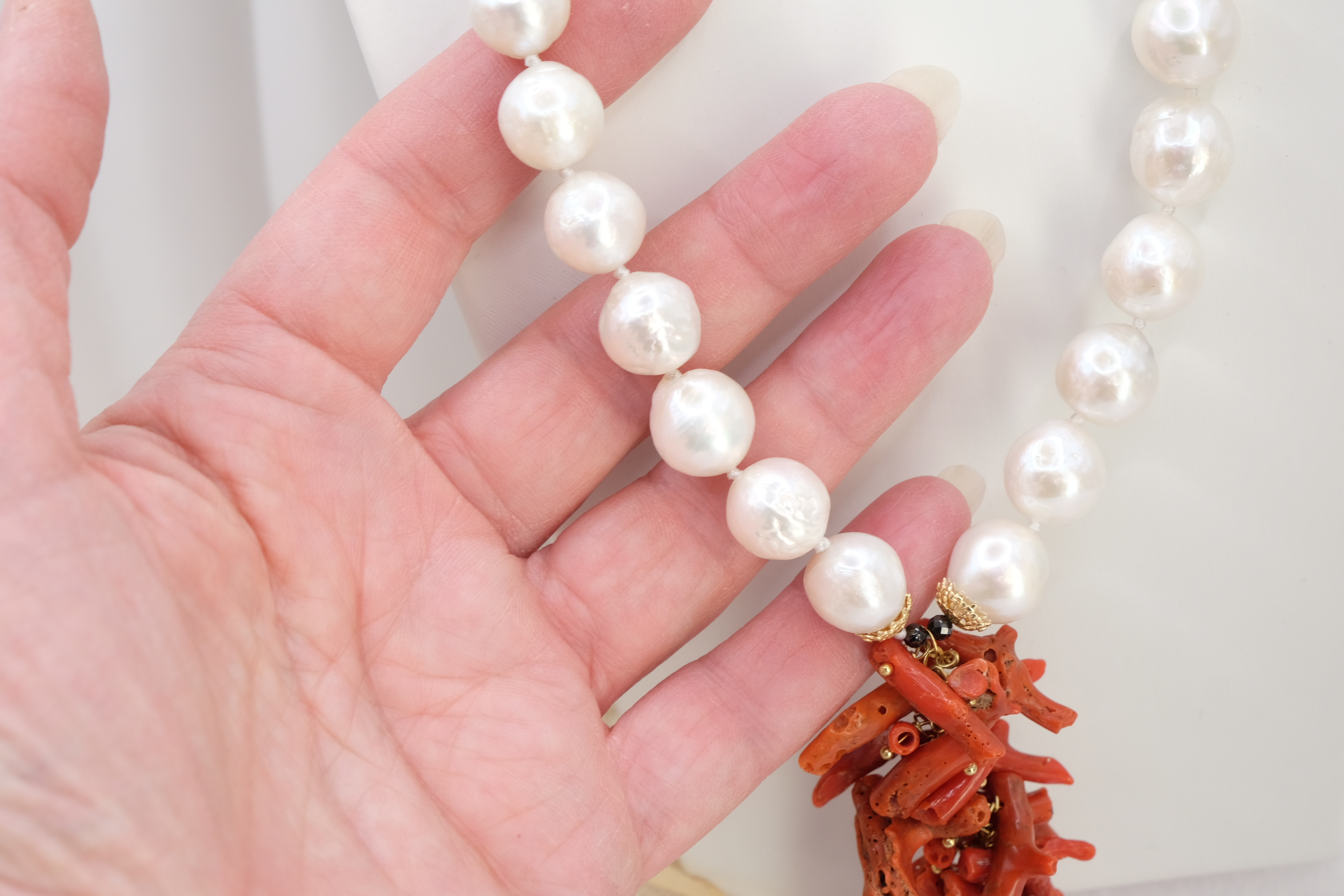 COLLANA MULTIFILO ARTIGIANALE CORALLO PERLE ZIRCONI NERI ARGENTO (4)