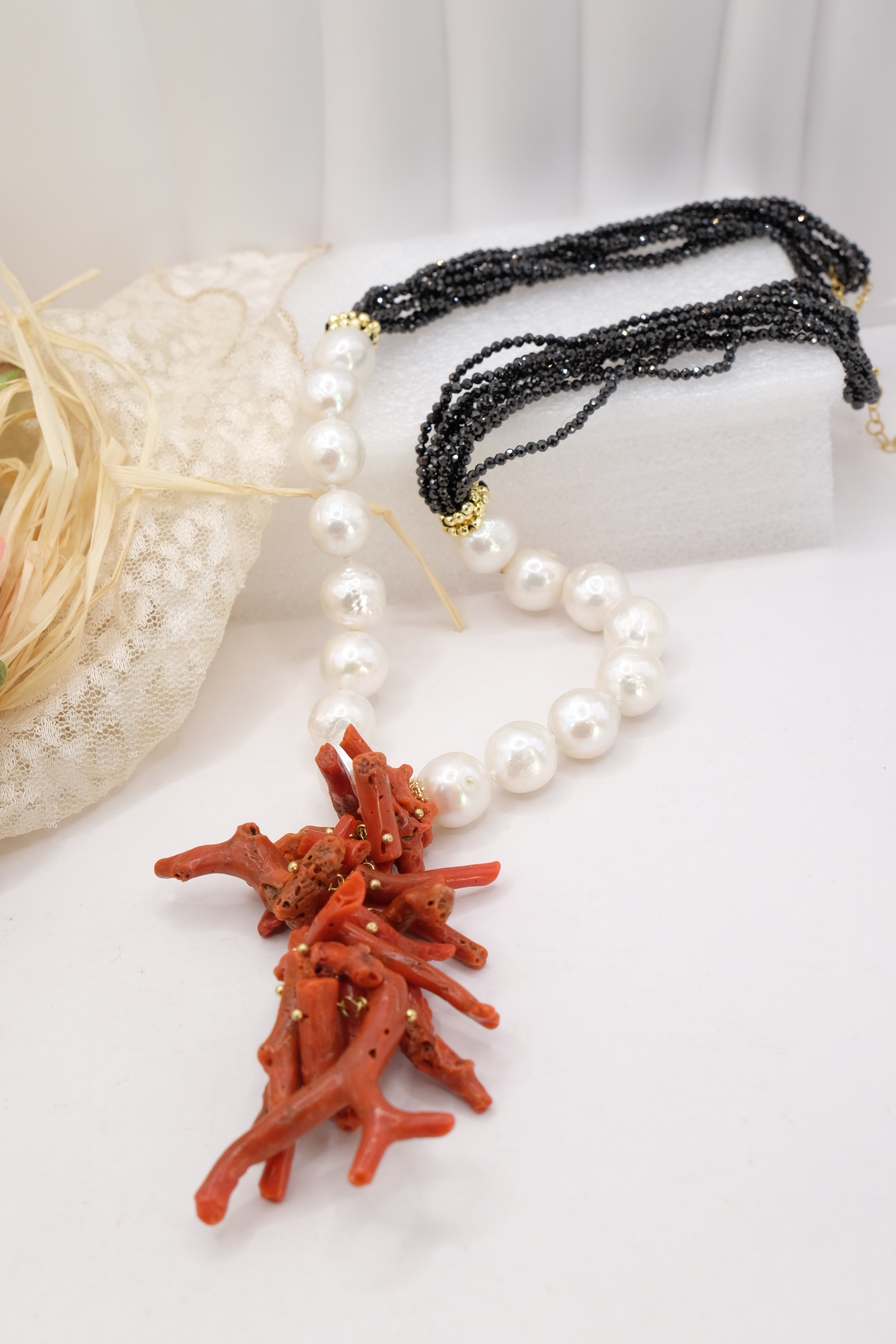 COLLANA MULTIFILO ARTIGIANALE CORALLO PERLE ZIRCONI NERI ARGENTO (7)