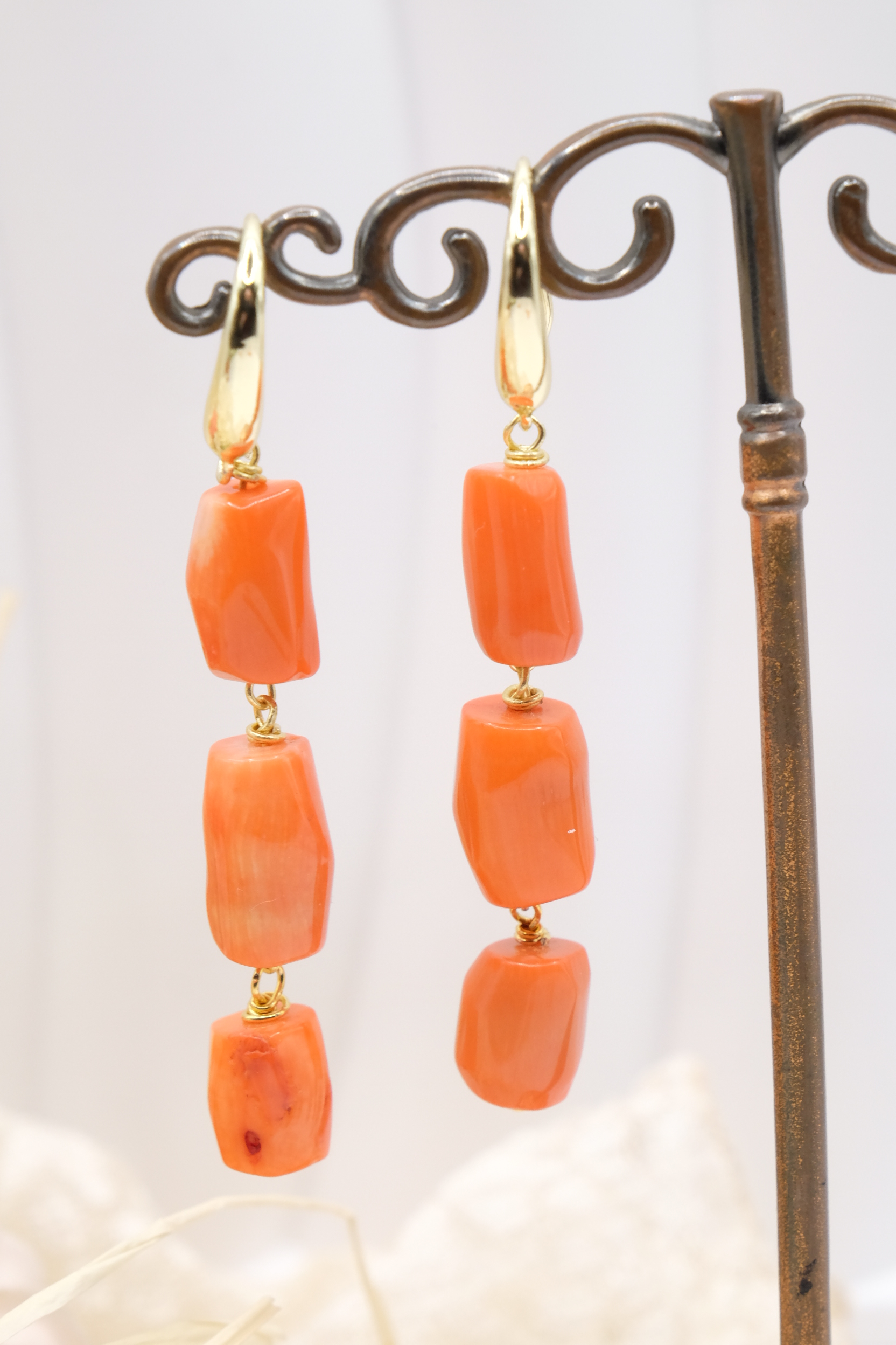 ORECCHINI CORALLO BAMBOO PERLE OTTONE (6)