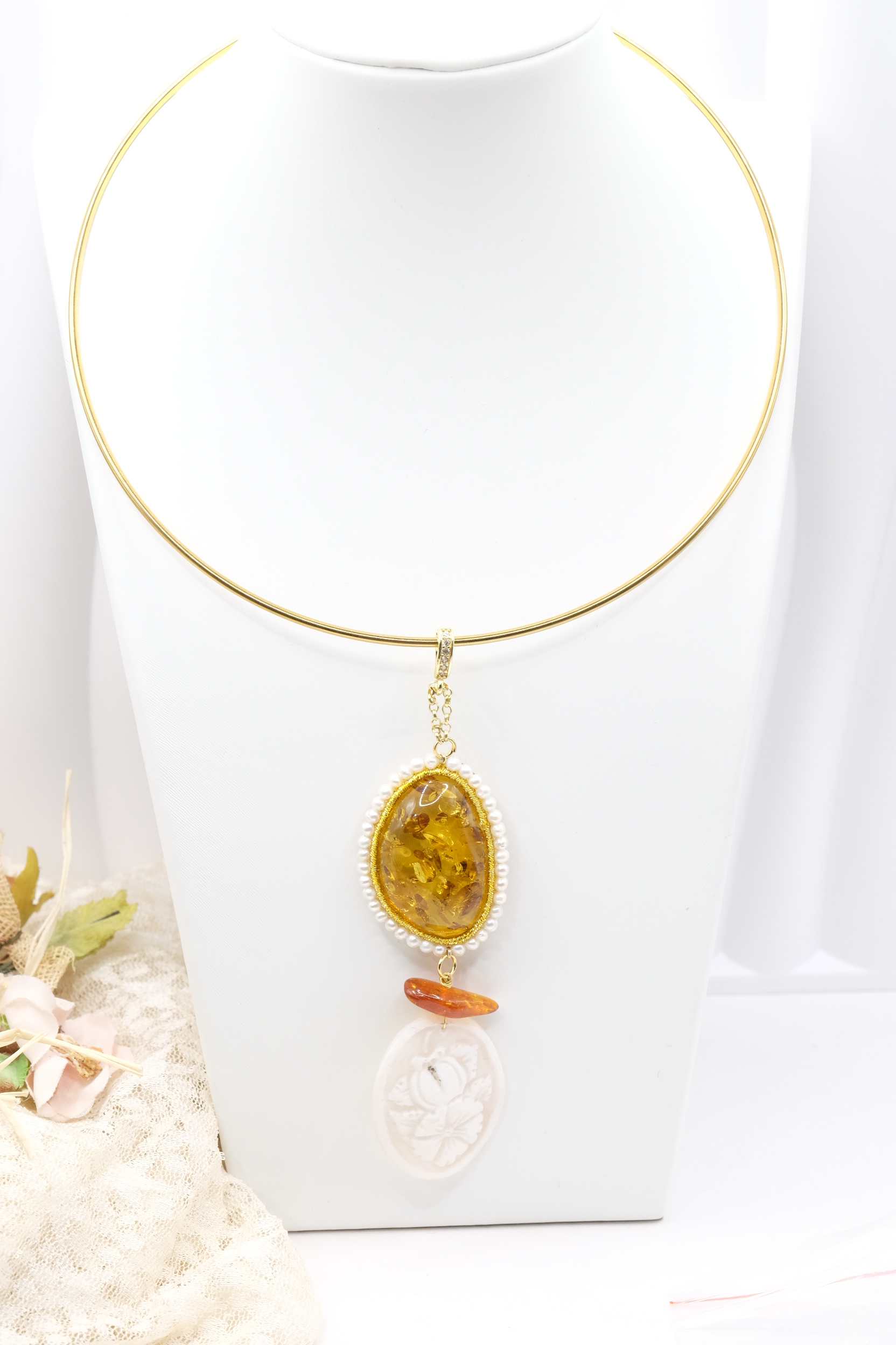 PENDENTE ARTIGIANALE CAMMEO TORRE DEL GRECO E AMBRA (4)