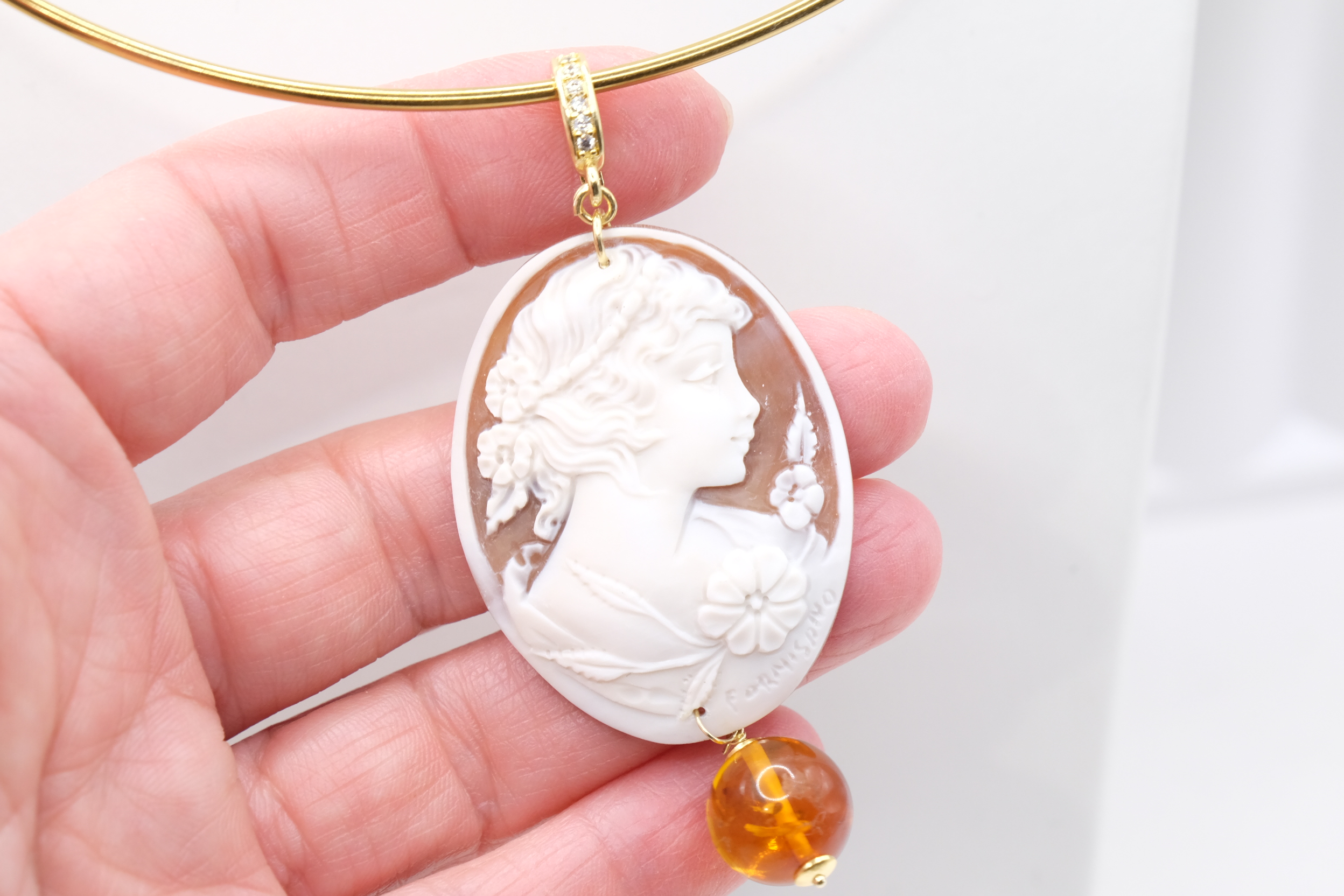 PENDENTE CAMMEO DI TORRE DEL GRECO AMBRA DEL BALTICO ARTIGIANALE (2)