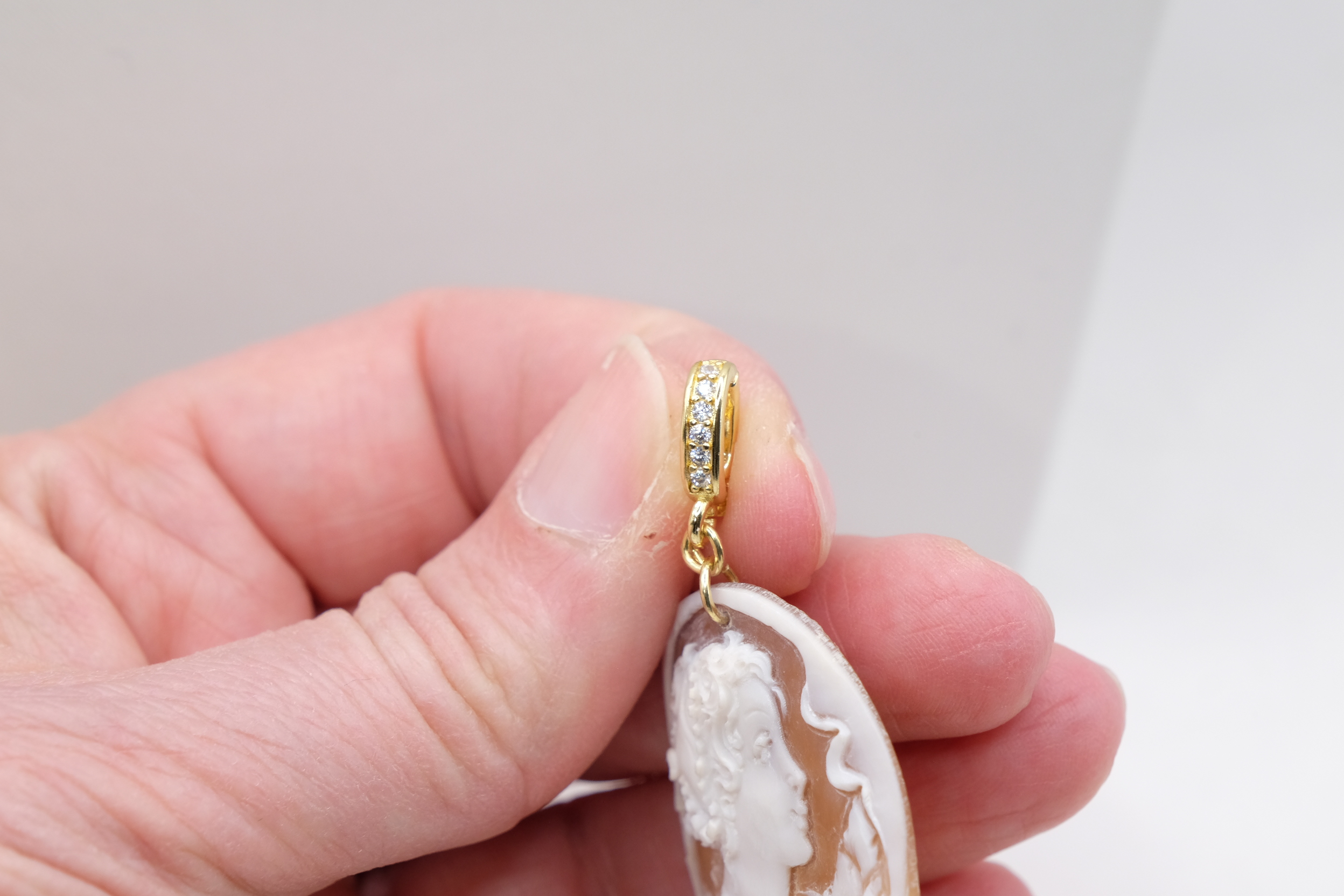 PENDENTE CAMMEO DI TORRE DEL GRECO AMBRA DEL BALTICO ARTIGIANALE (5)