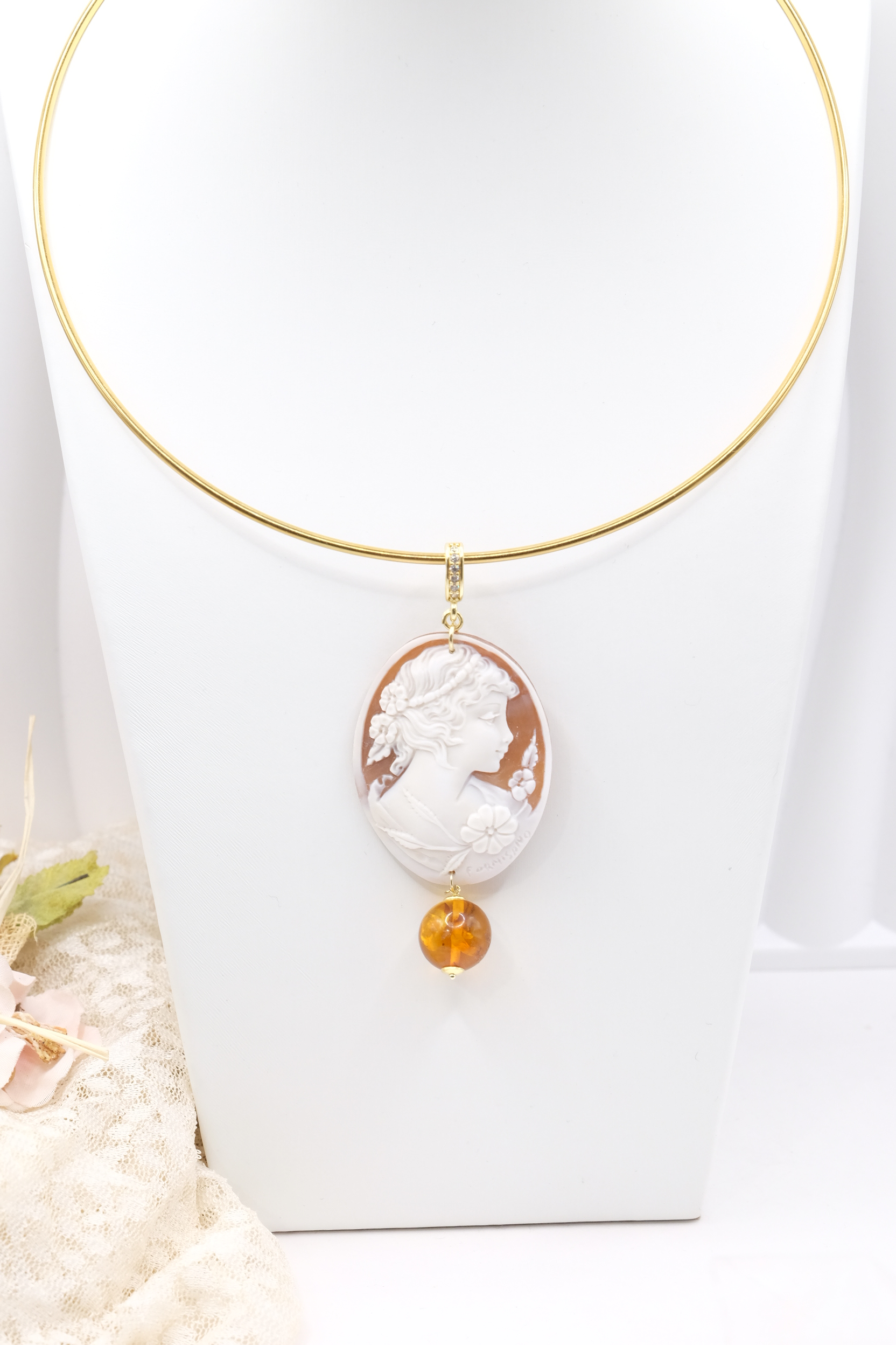 PENDENTE CAMMEO DI TORRE DEL GRECO AMBRA DEL BALTICO ARTIGIANALE