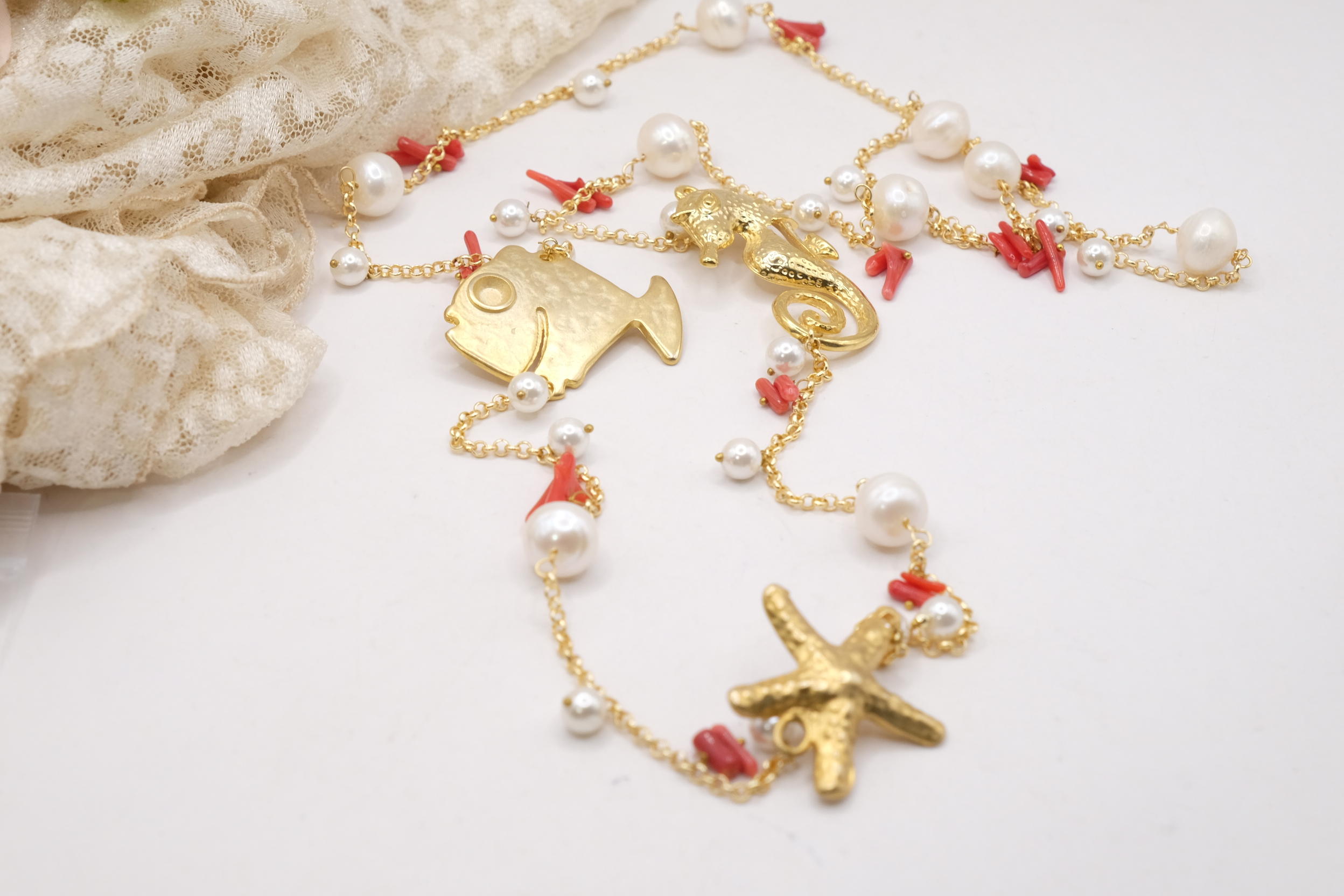 COLLANA ARTIGIANALE CHARLESTON PERLE ,CORALLO PESCE CAVALLUCCIO STELLA MARINA (5)