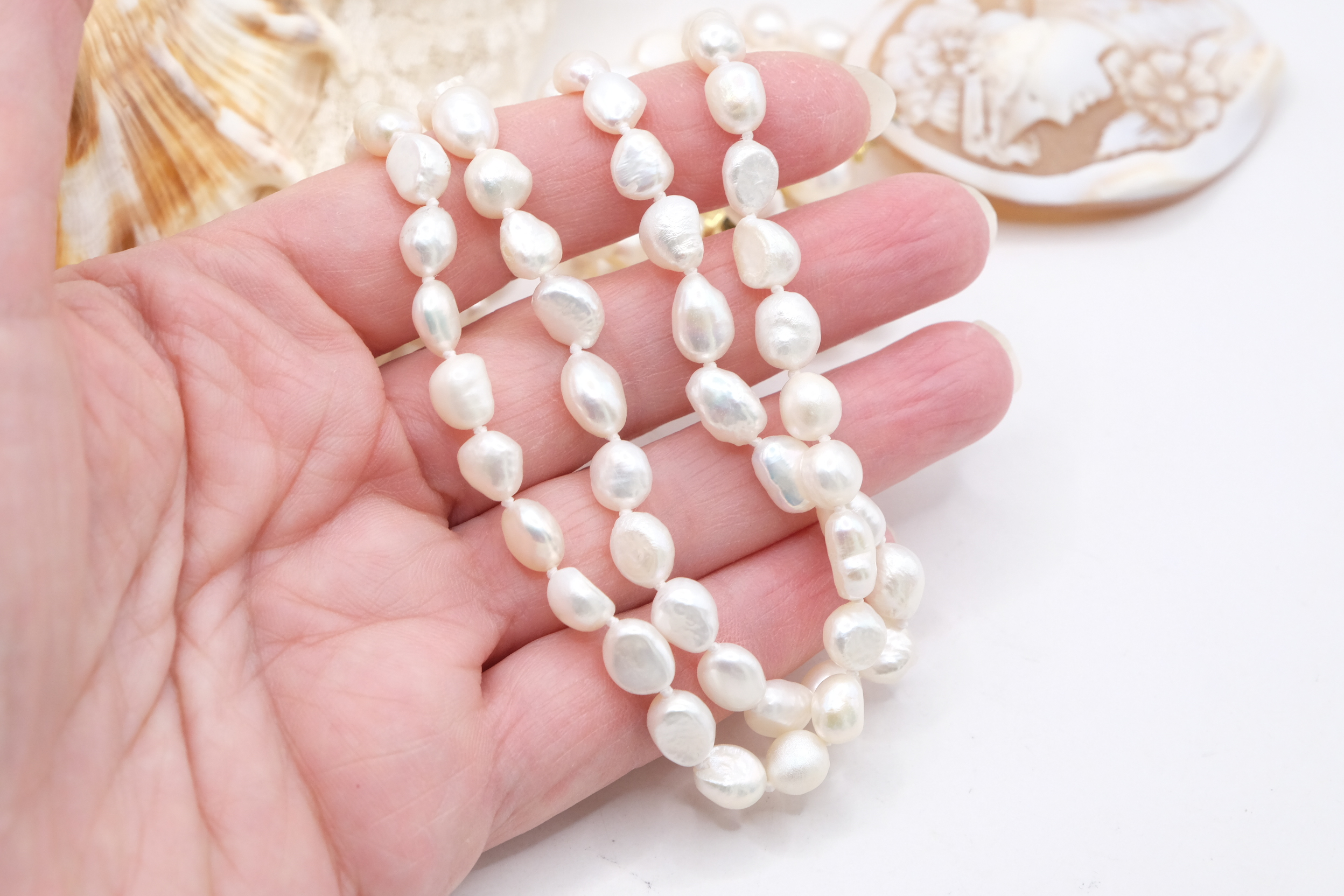 COLLANA ARTIGIANALE LUNGA PERLE E CAMMEO DI TORRE DEL GRECO (5)