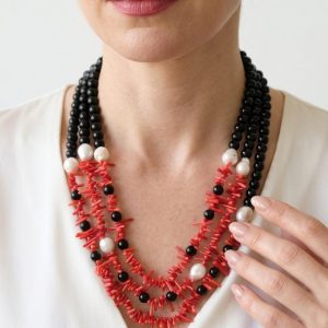 Collana Multifilo Corallo Onice Perle