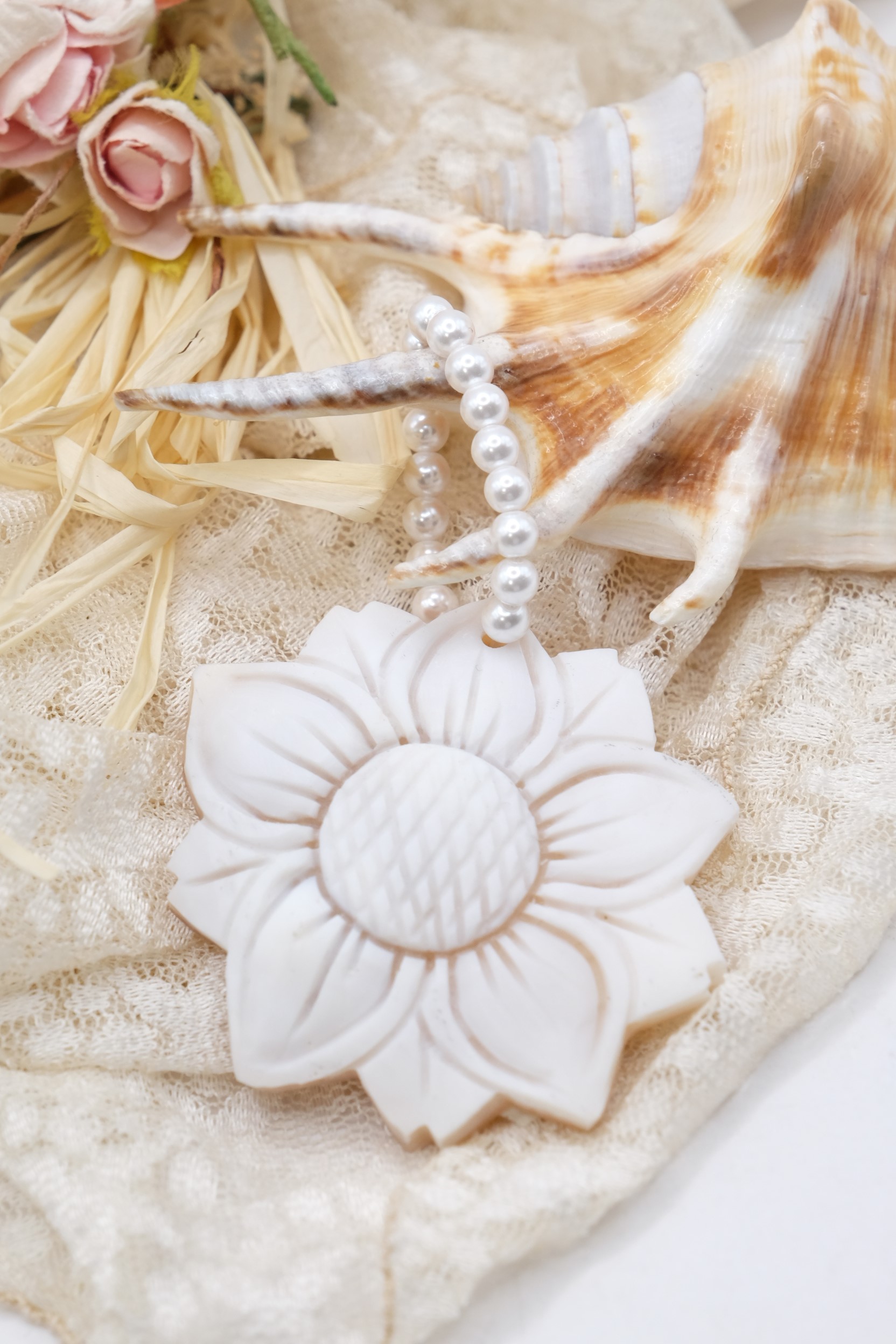 PENDENTE FIORE CAMMEO MICROPERLE ARTIGIANALE (3)