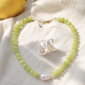 Parure Collana Giada Lime con Perla + Orecchini Grandi Perle a Lobo