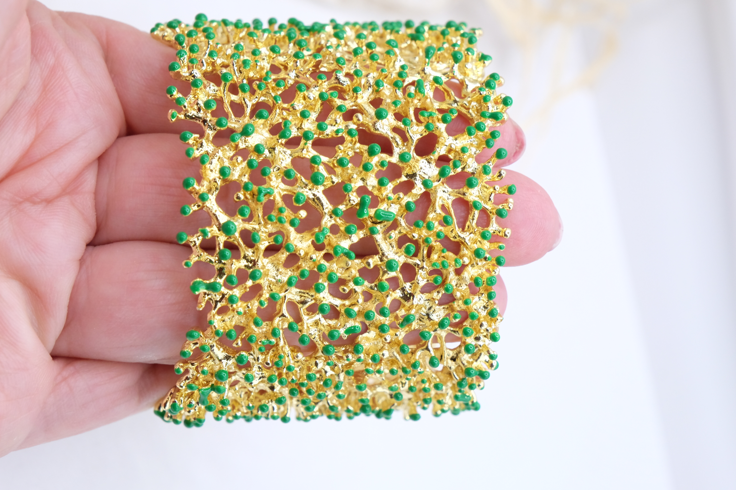 BRACCIALE ARTIGIANALE RAMO DI CORALLO PLACCATO ORO SMALTO VERDE (5)