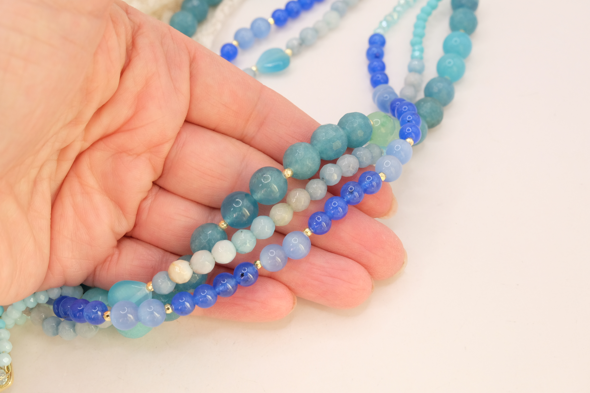 COLLANA ARTIGIANALE AGATA GIADA OCCHIO DI GATTO AZZURRO BLU CRISTALLI TESSITO (7)