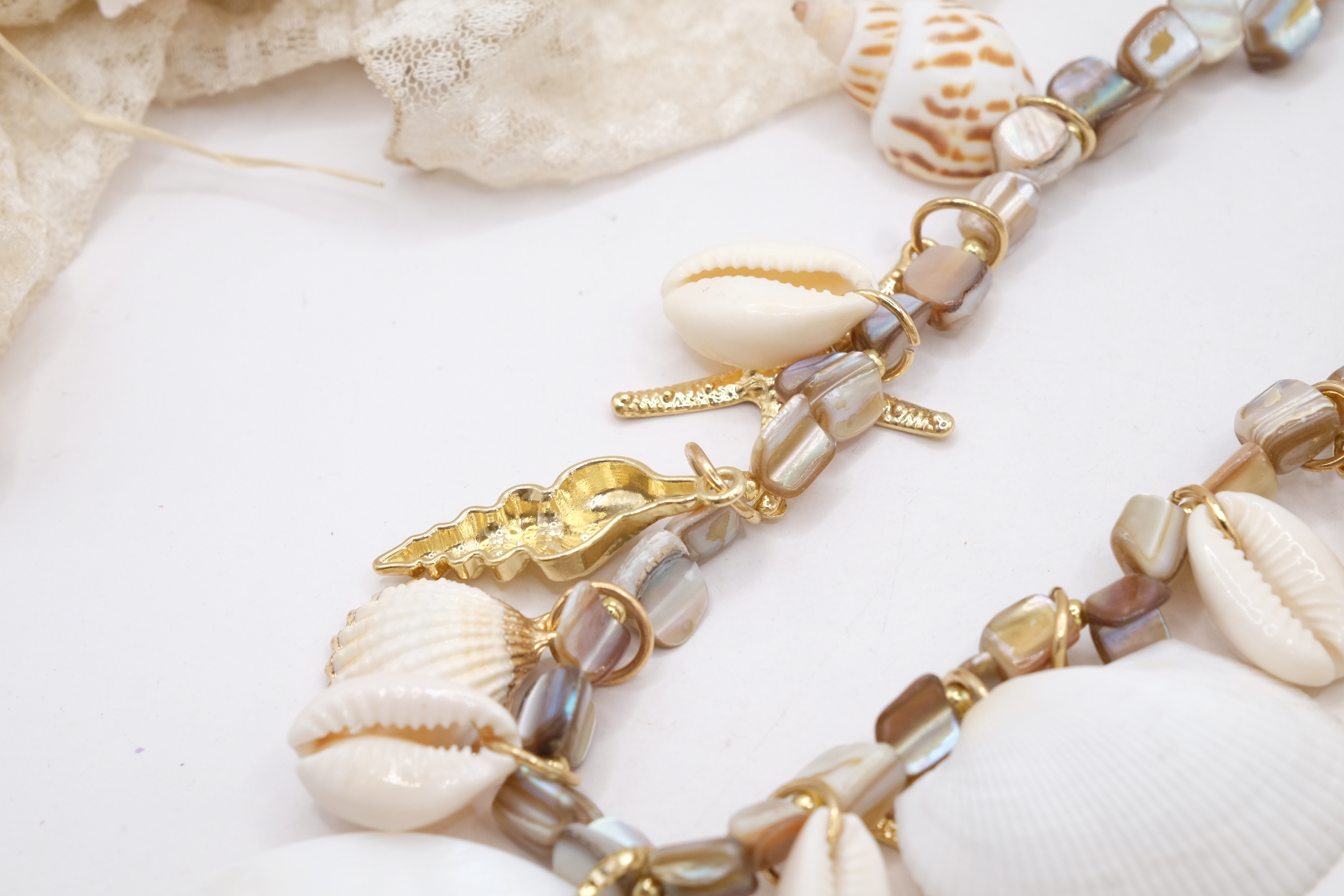 COLLANA ARTIGIANALE MADREPERLA CONCHIGLIE CONCHIGLIA OTTONE (7)