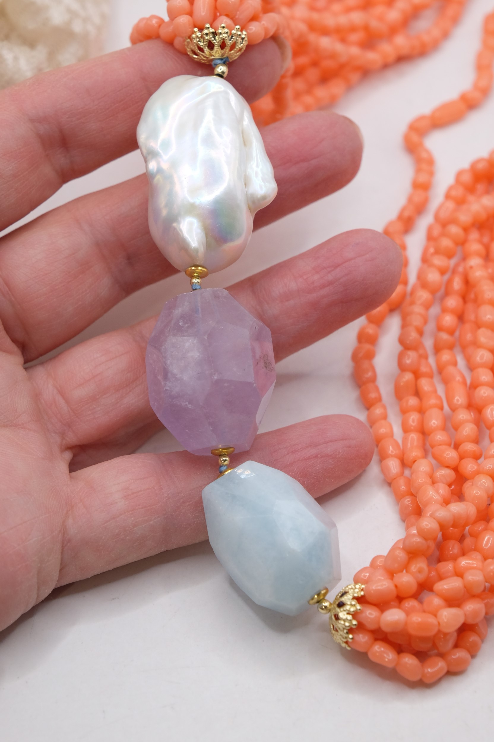 HANDMADE MULTI-STRAIN NECKLACE WITH BAMBOO CORAL, SALMON, LARGE PEARL, AMETHYST, AQUAMARINE (5)
