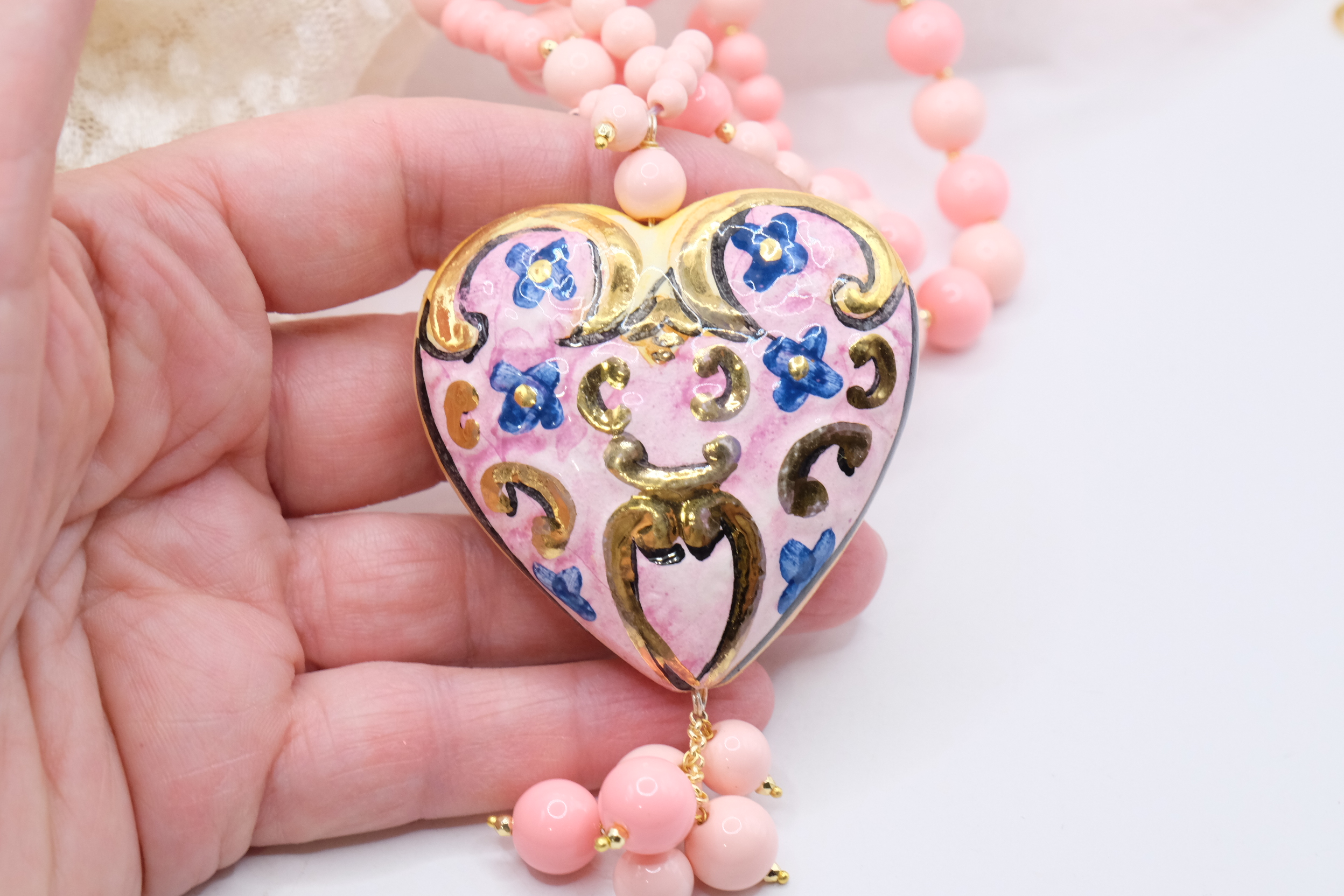 COLLANA ARTIGIANALE MULTIFILO PASTA DI CORALLO ROSA CUORE PAFFUTO CERAMICA DI CALTAGIRONE SICILIA SICILIANA ARTISTICA (5)