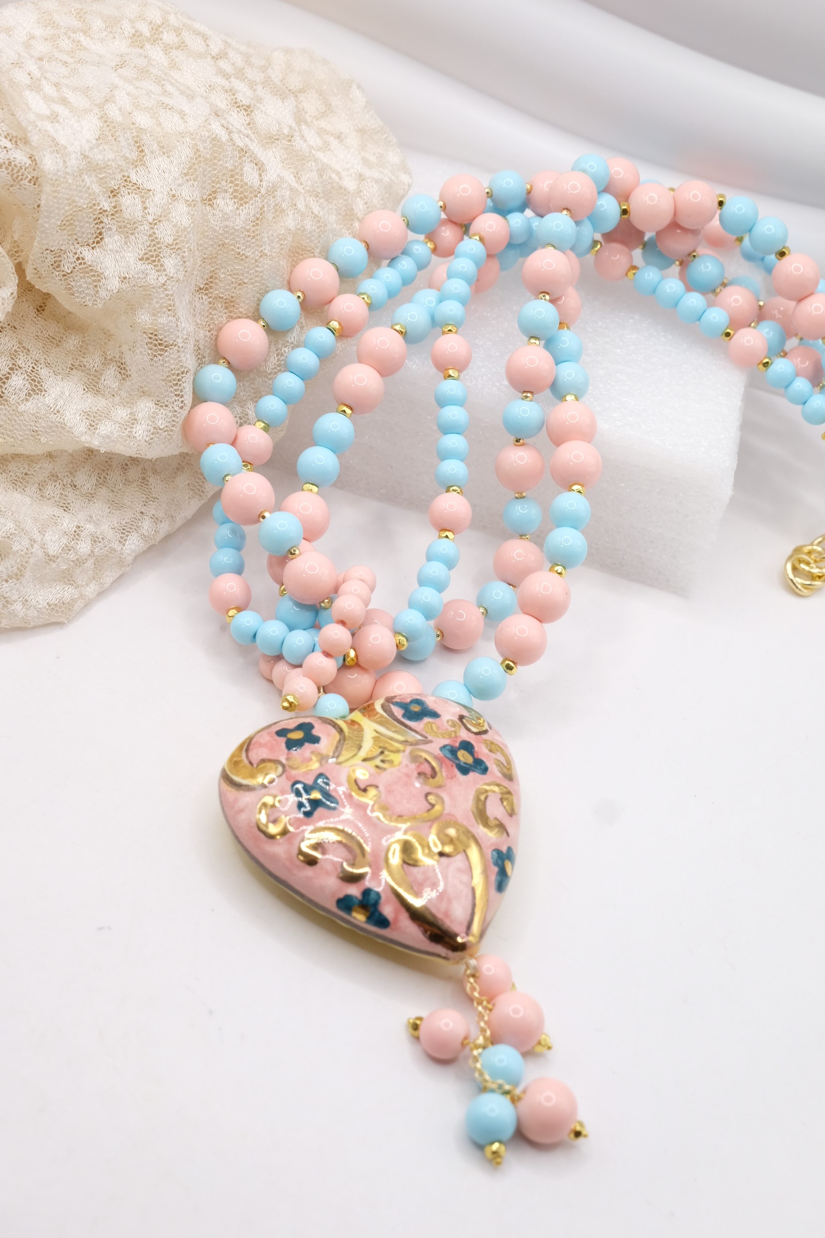 COLLANA ARTIGIANALE MULTIFILO PASTA DI CORALLO ROSA PASTA DI TURCHESE CUORE PAFFUTO CERAMICA DI CALTAGIRONE SICILIA SICILIANA ARTISTICA (1)
