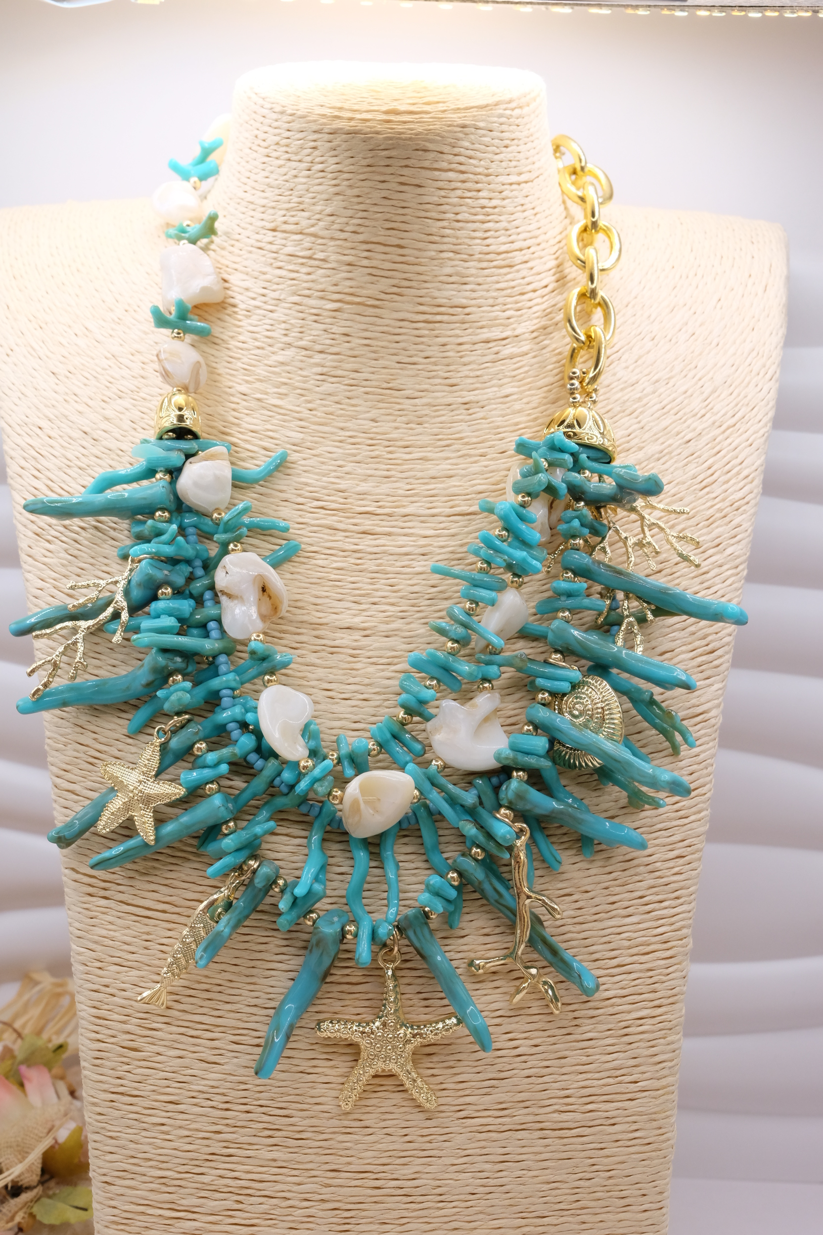 COLLANA ARTIGIANALE RAMI TURCHESE CORALLO CONCHIGLIE PESCE STELLA MARINA OTTONE (2)