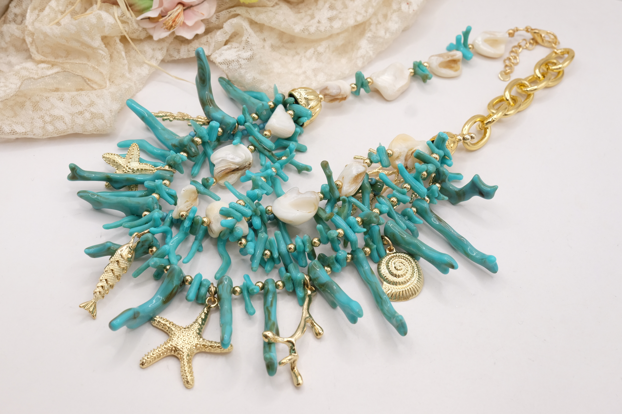 COLLANA ARTIGIANALE RAMI TURCHESE CORALLO CONCHIGLIE PESCE STELLA MARINA OTTONE (3)