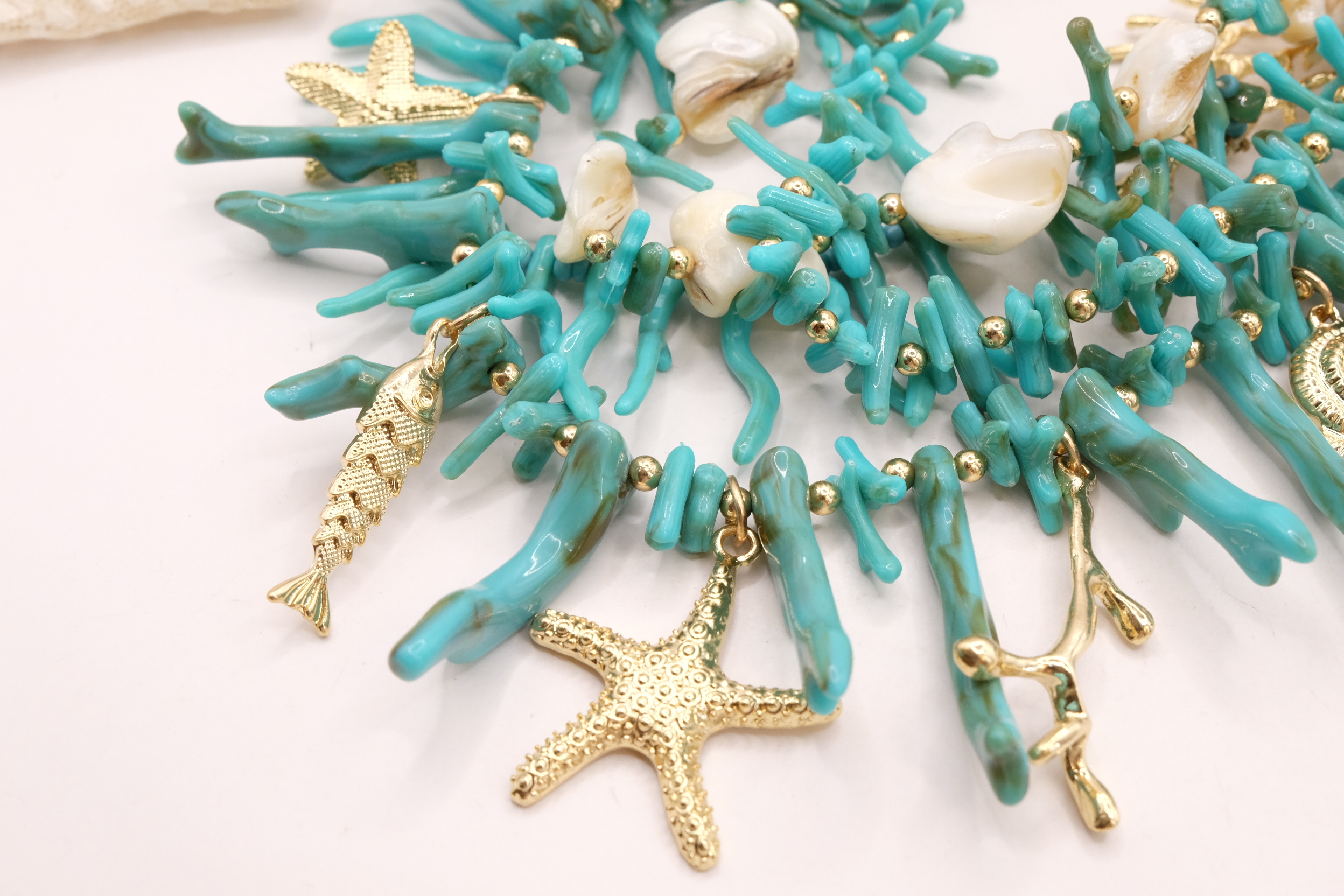 COLLANA ARTIGIANALE RAMI TURCHESE CORALLO CONCHIGLIE PESCE STELLA MARINA OTTONE (7)