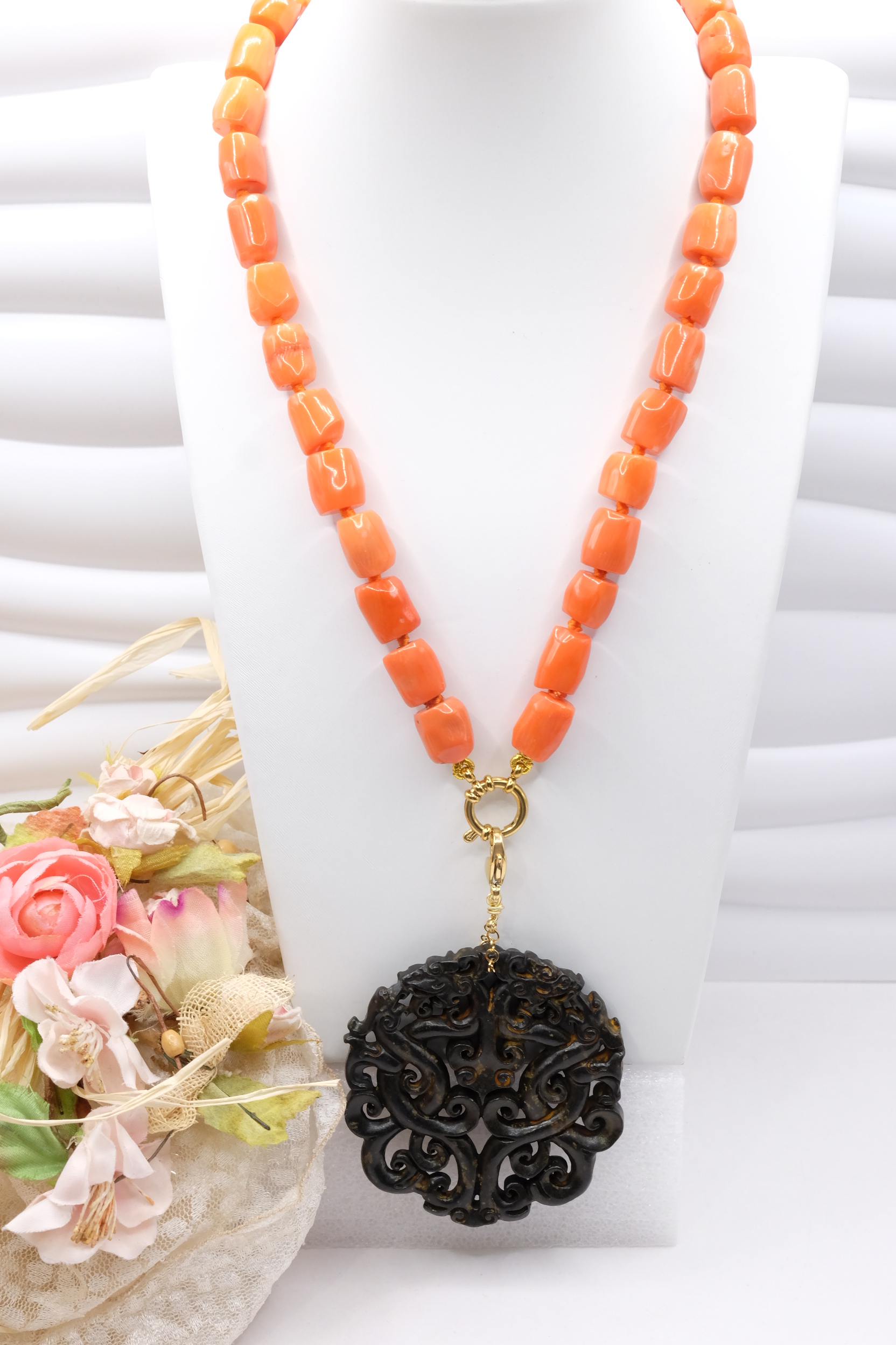 COLLANA BAMBOO CORALLO MANDALA NERO ARTIGIANALE (2)