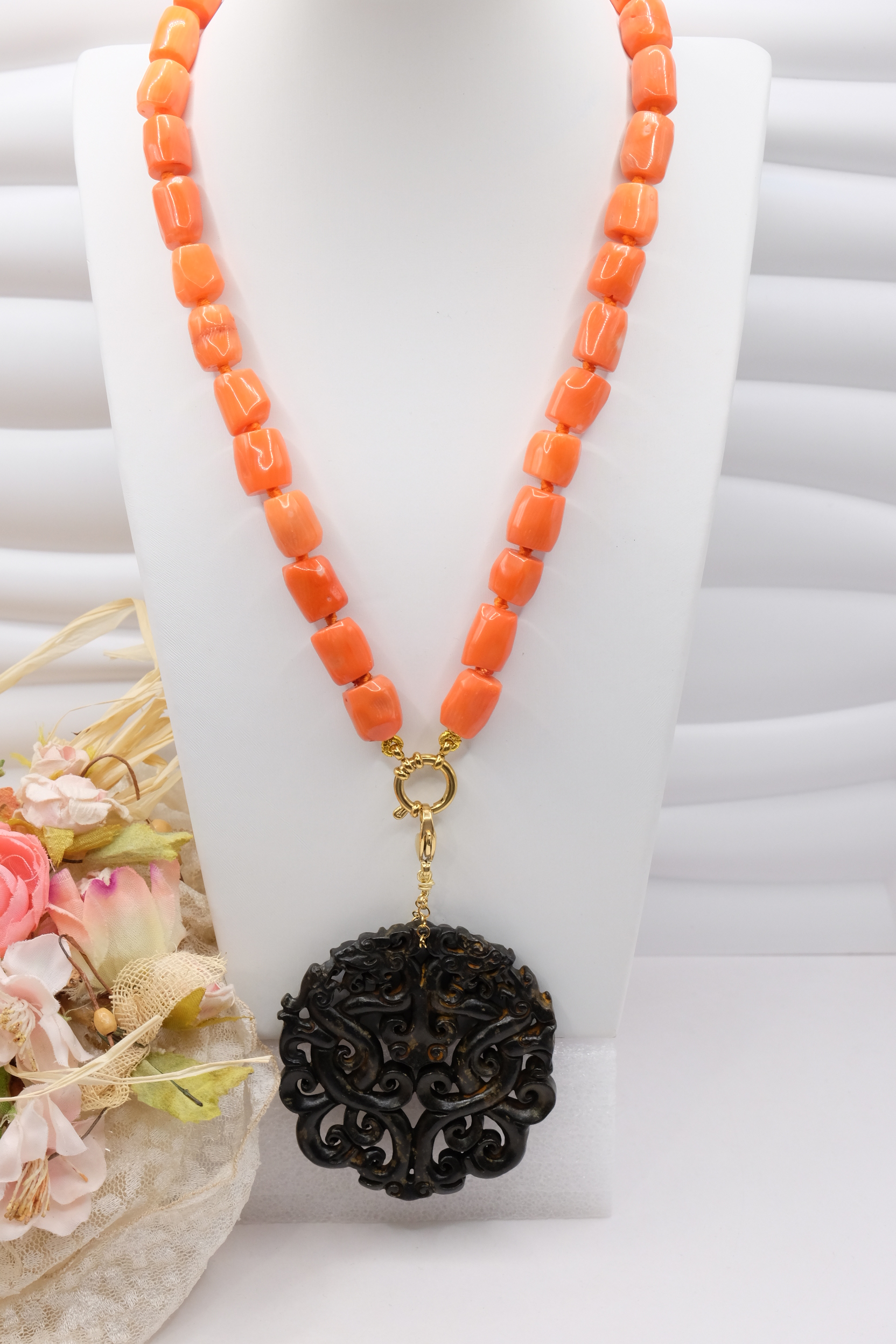COLLANA BAMBOO CORALLO MANDALA NERO ARTIGIANALE (3)