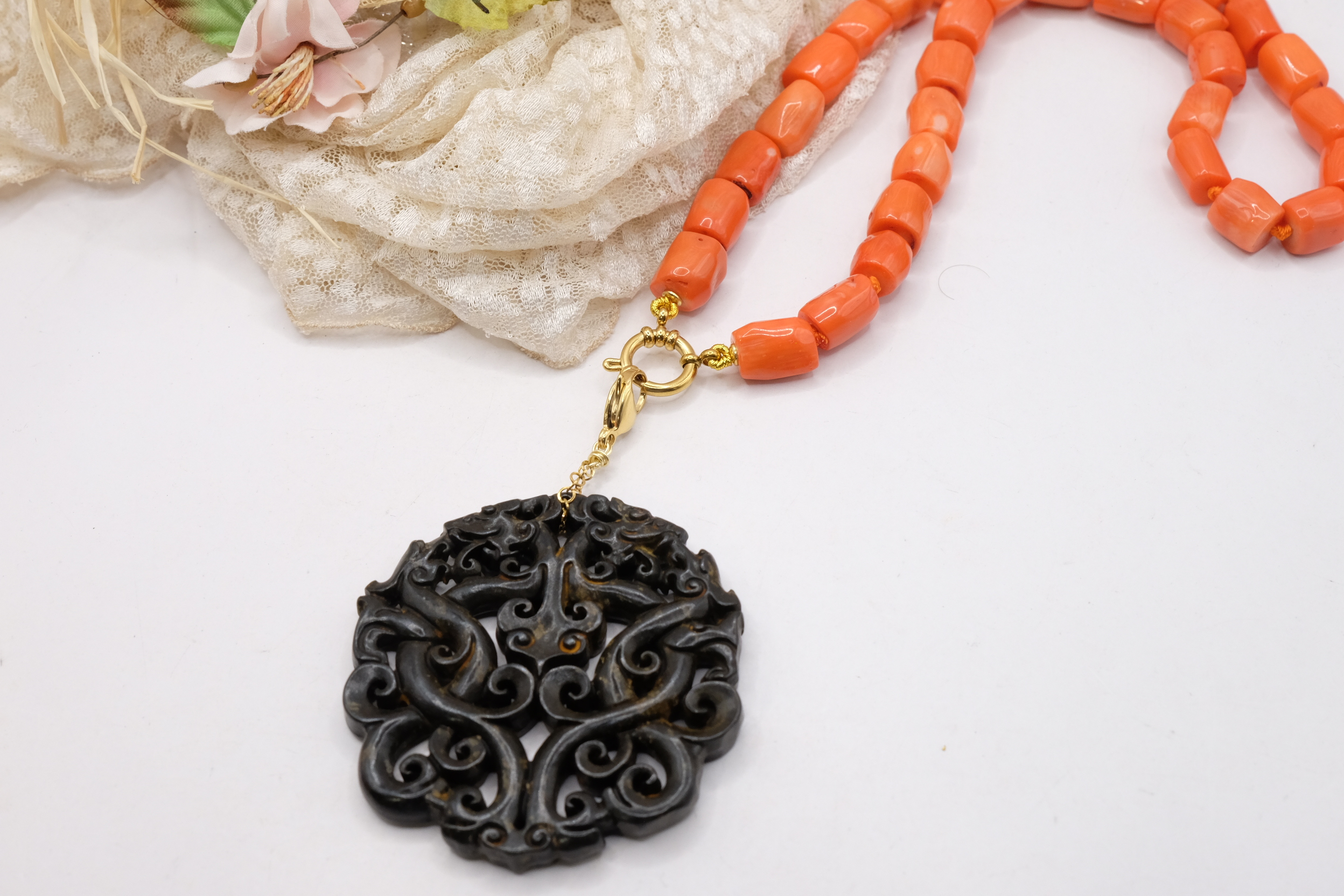 COLLANA BAMBOO CORALLO MANDALA NERO ARTIGIANALE (5)