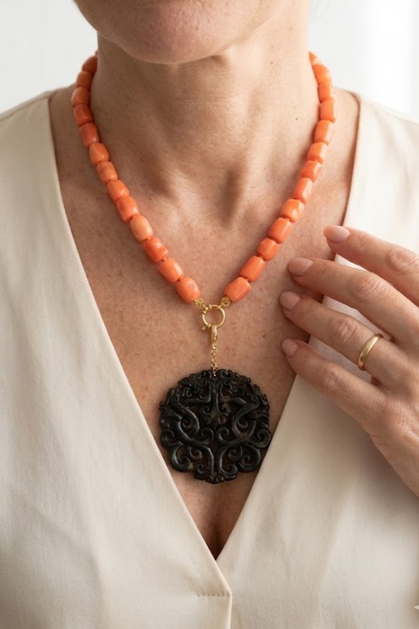 COLLANA BAMBOO CORALLO MANDALA NERO ARTIGIANALE