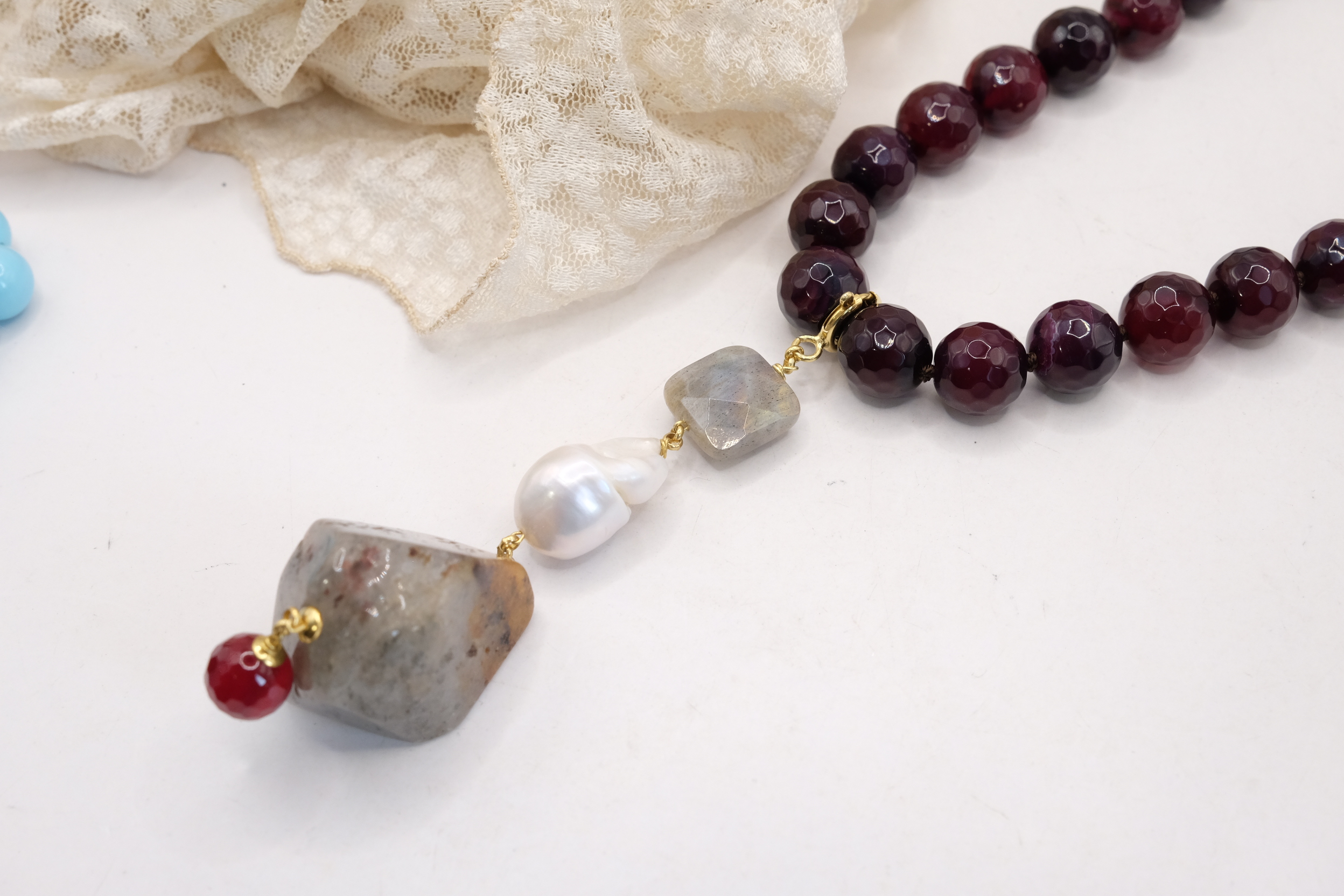 COLLANA ARTIGIANALE CIONDOLO NEPALESE GIADA BORGOGNA PERLA LABRADORITE DIASPRO (4)