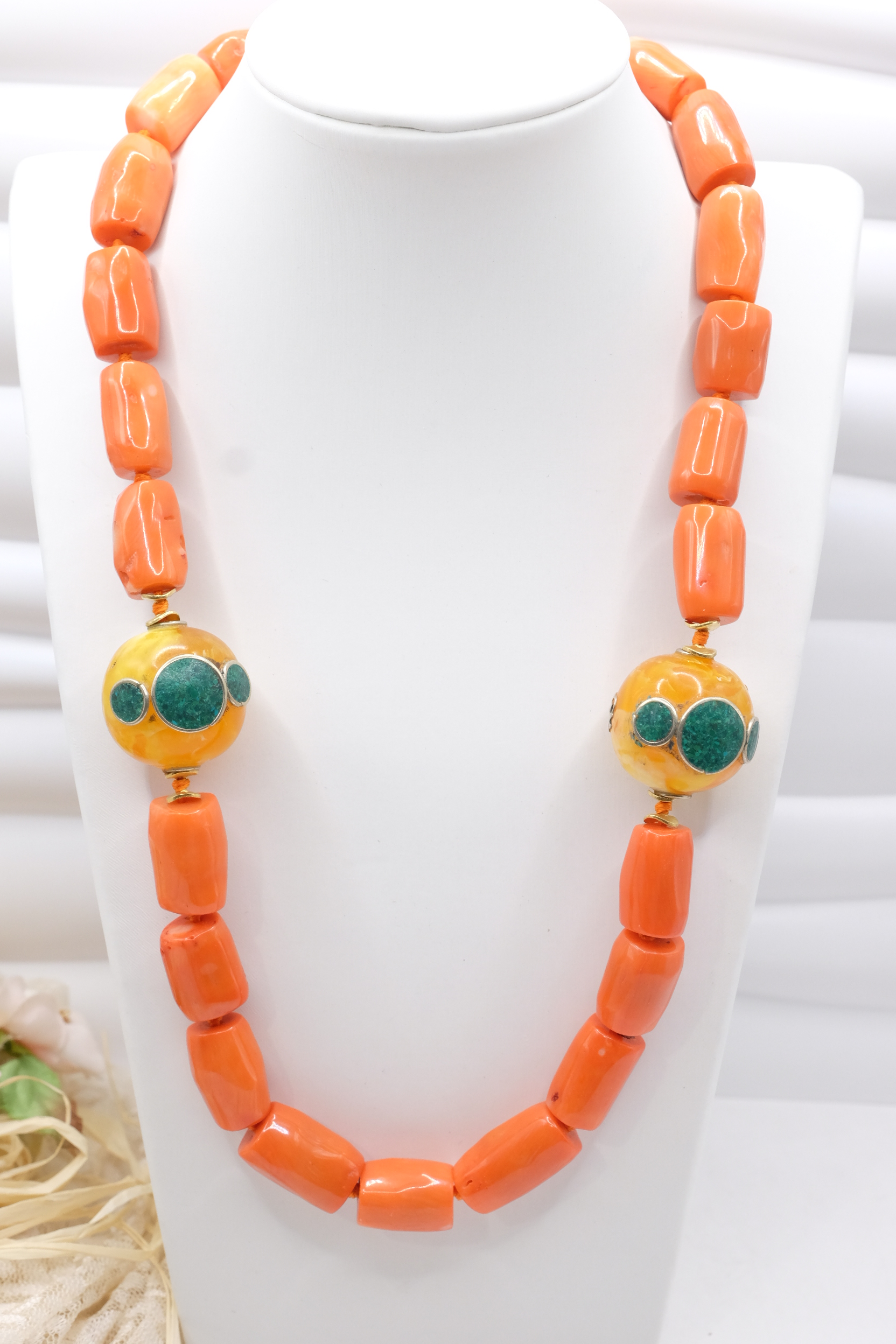 COLLANA ARTIGIANALE CORALLO BAMBOO ELEMENTI NEPALESI ACCIAIO (6)