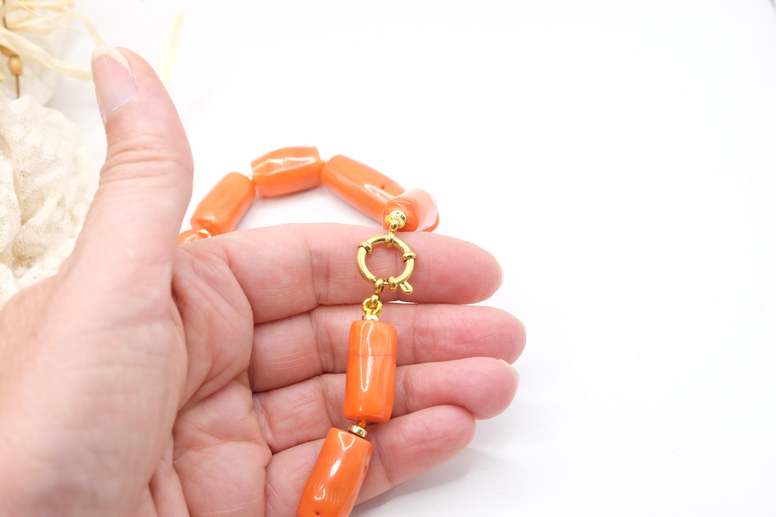 COLLANA ARTIGIANALE CORALLO BAMBOO PERLE SACRO CUORE OTTONE MARTELLATO (6)