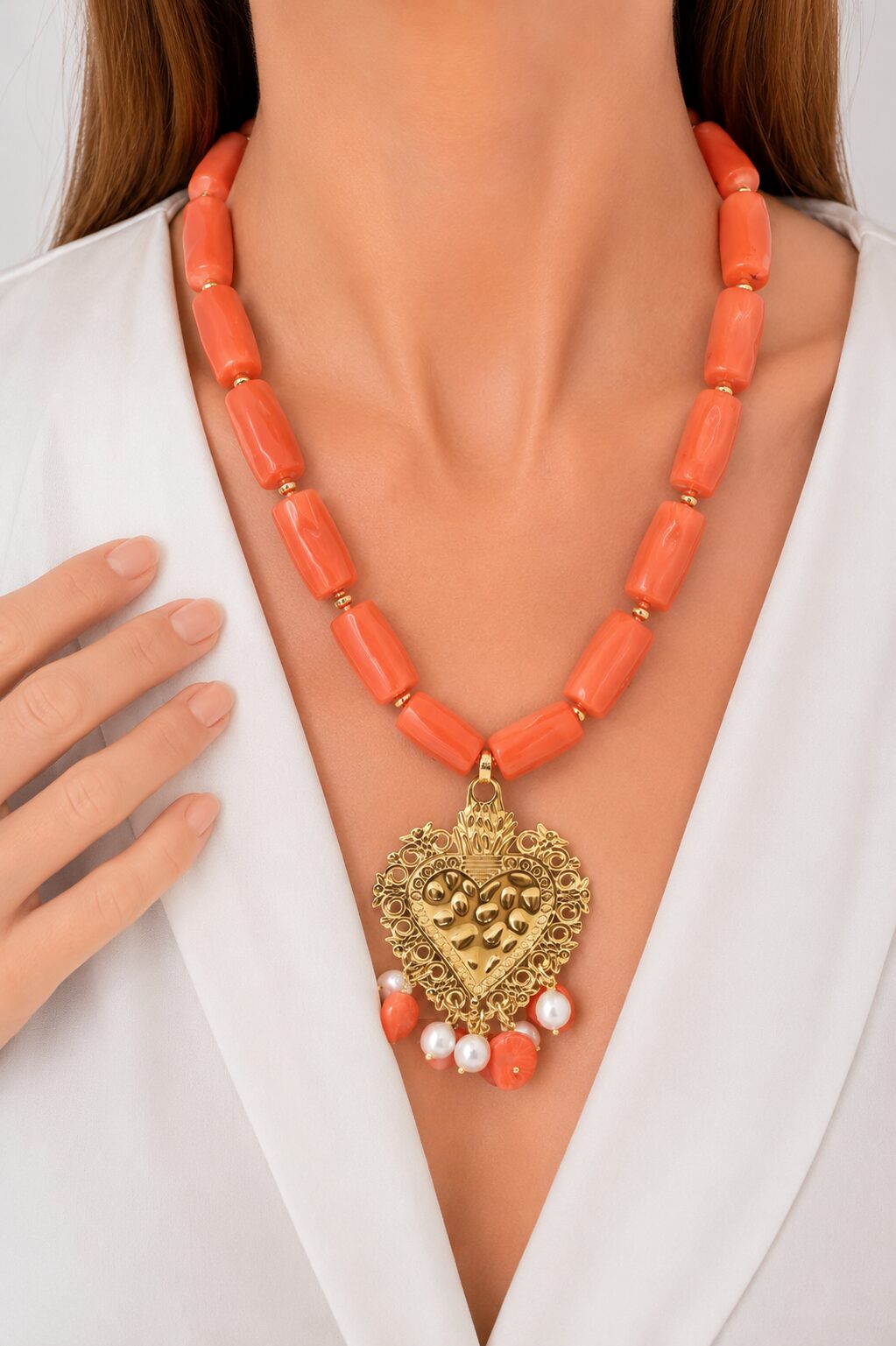 COLLANA ARTIGIANALE CORALLO BAMBOO PERLE SACRO CUORE OTTONE MARTELLATO