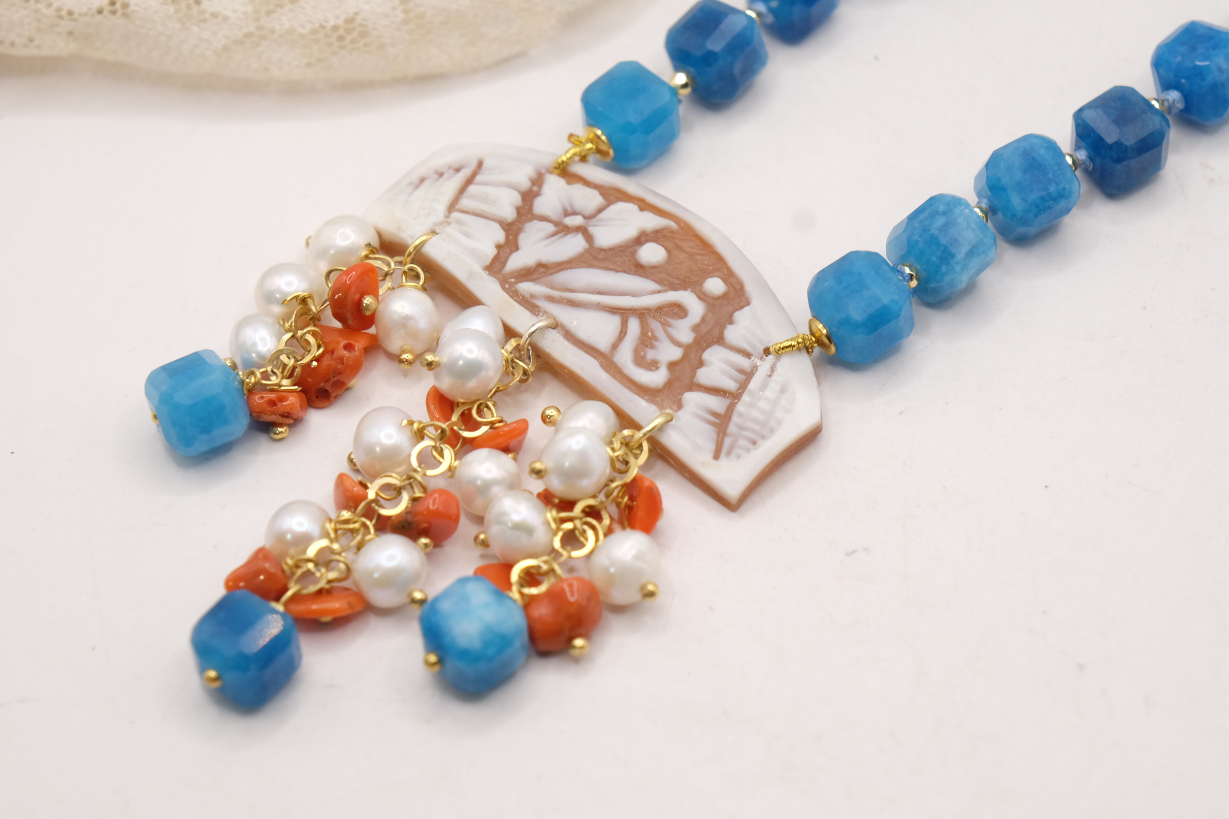 COLLANA ARTIGIANALE GIADA BLU COBALTO PERLE CORALLO CAMMEO DI TORRE DEL GRECO ARGENTO PLACCATO ORO (6)