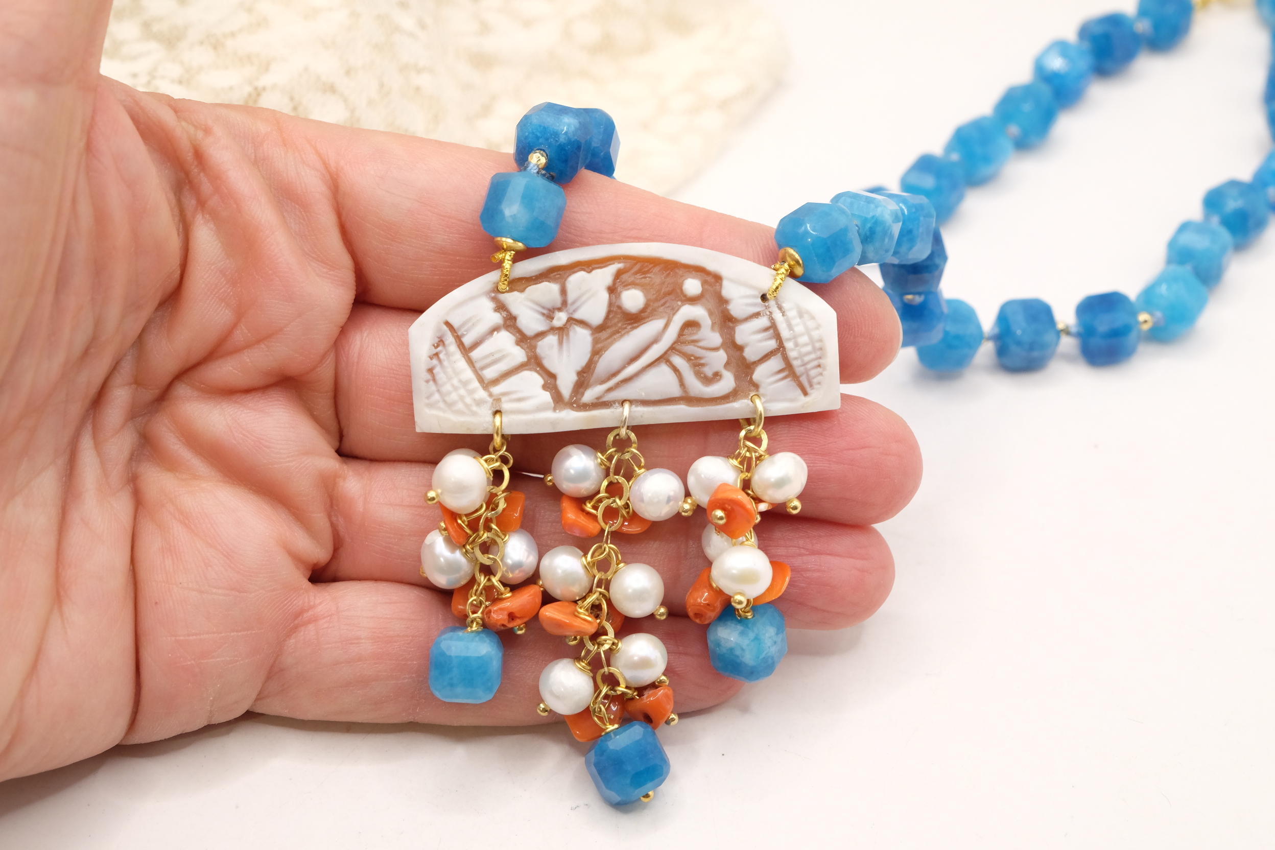 COLLANA ARTIGIANALE GIADA BLU COBALTO PERLE CORALLO CAMMEO DI TORRE DEL GRECO ARGENTO PLACCATO ORO (7)
