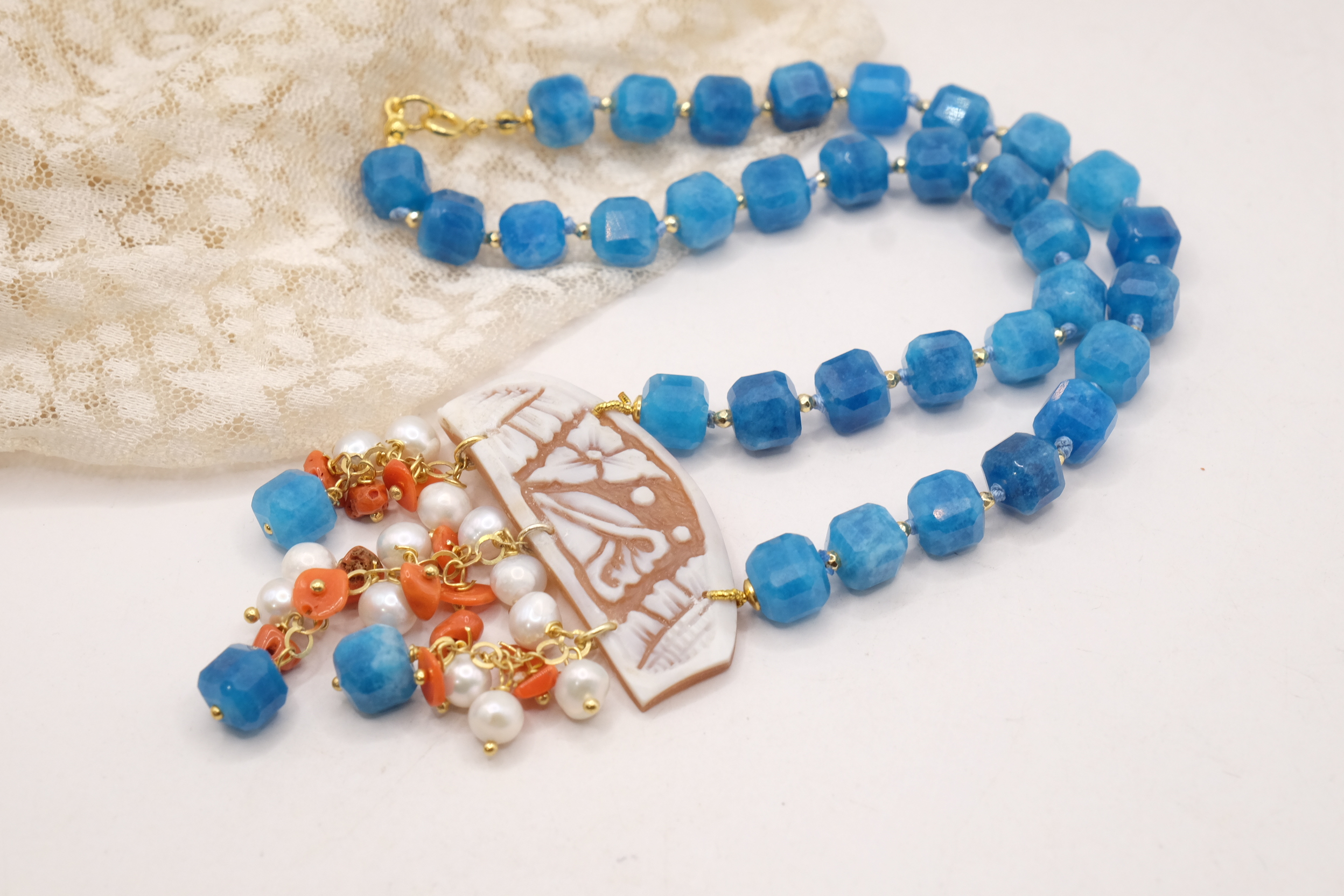 COLLANA ARTIGIANALE GIADA BLU COBALTO PERLE CORALLO CAMMEO DI TORRE DEL GRECO ARGENTO PLACCATO ORO (8)