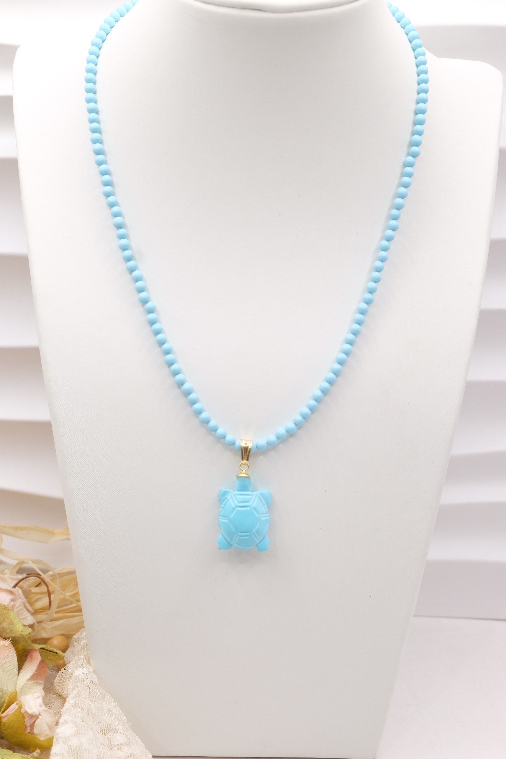 HANDMADE TURQUOISE PASTE NECKLACE WITH MARINE SUBJECTS IN SILVER (7)