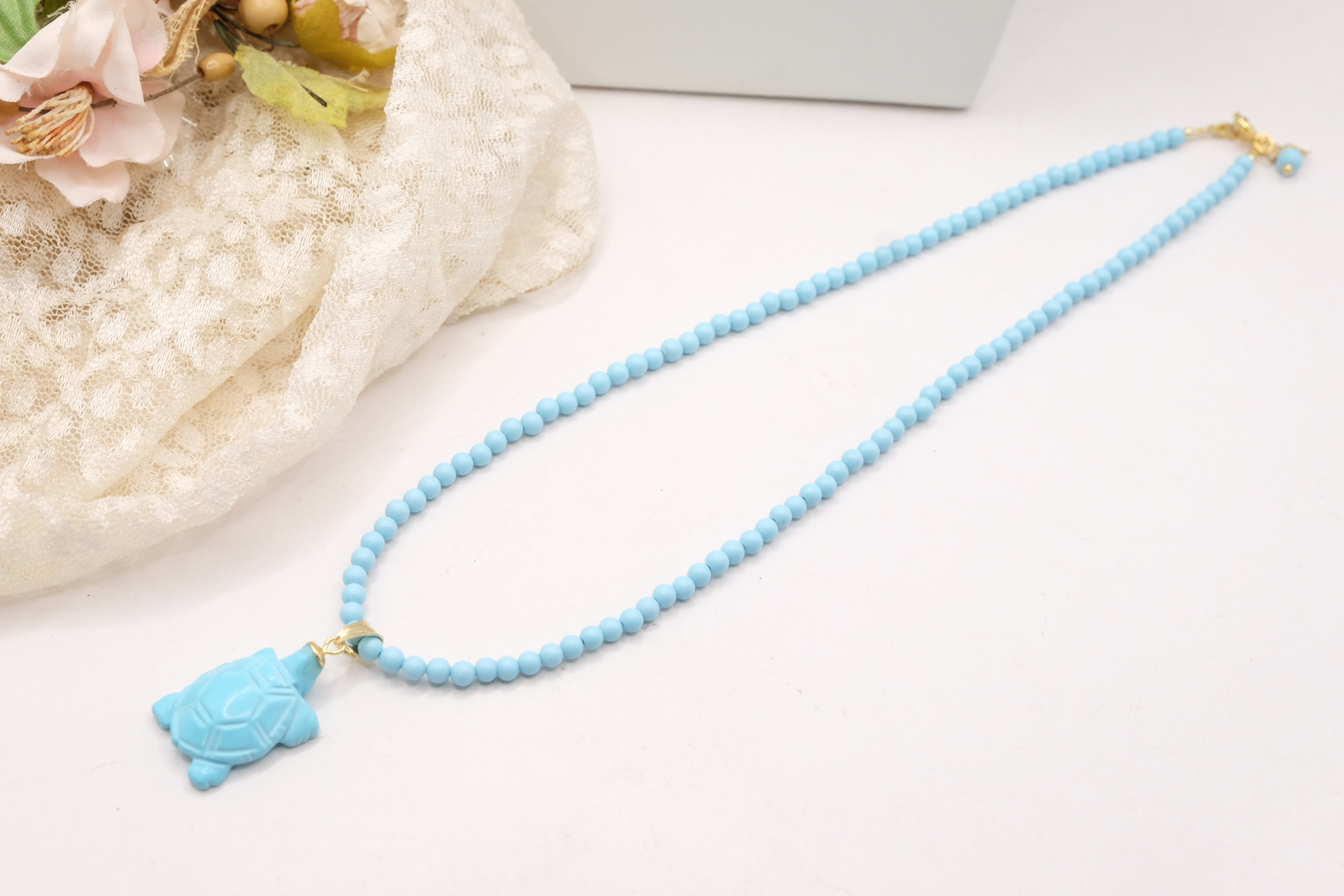 HANDMADE TURQUOISE PASTE NECKLACE WITH MARINE SUBJECTS IN SILVER (8)