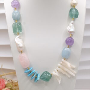 Collana Asimmetrica Turchese Corallo Perle Ametista Acquamarina Fluorite Quarzo Rosa