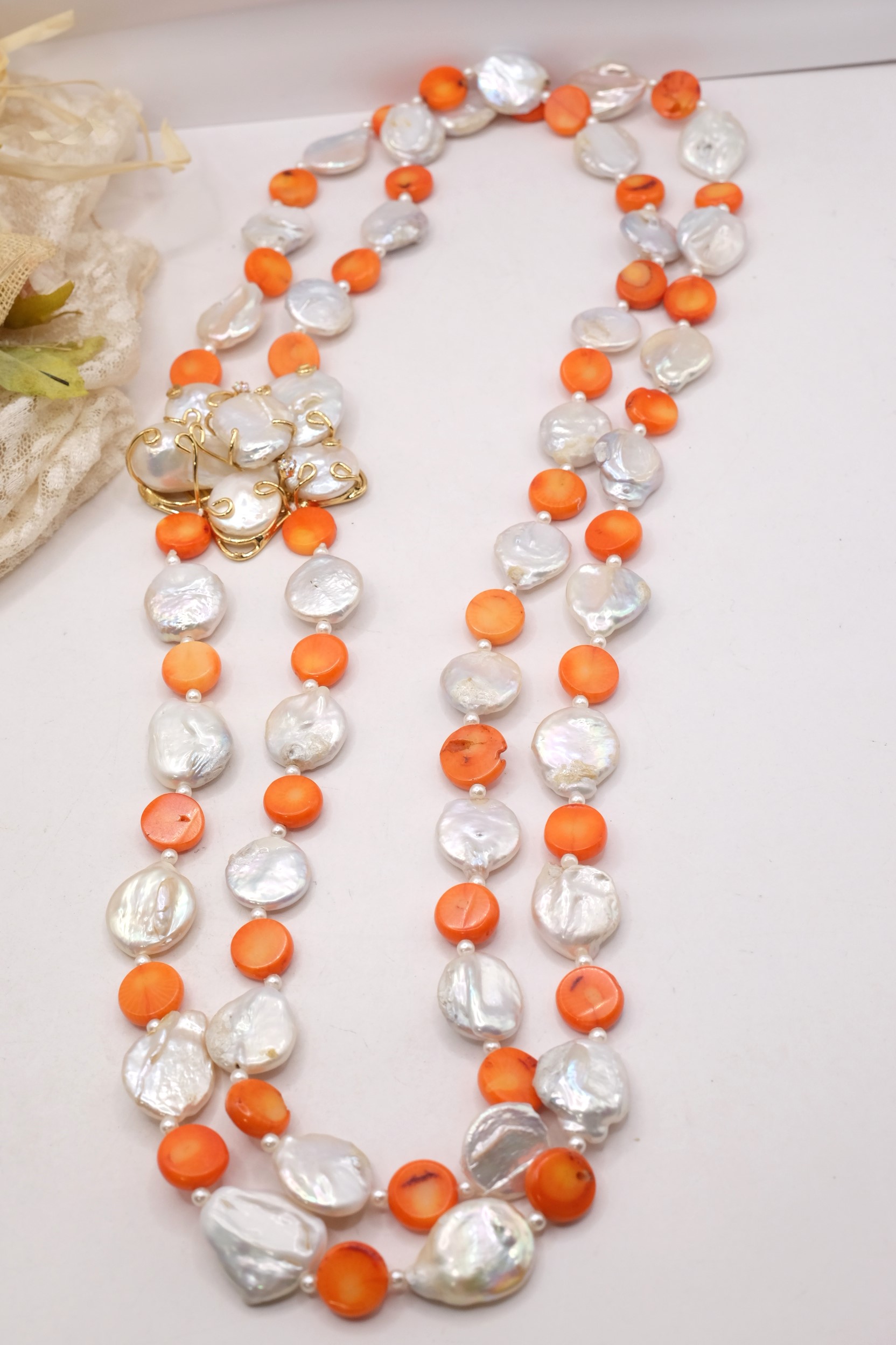 COLLANA LUNGA 2 FILI CORALLO BAMBOO SALMONE PERLE LATERALE FIORE DI PERLE (5)