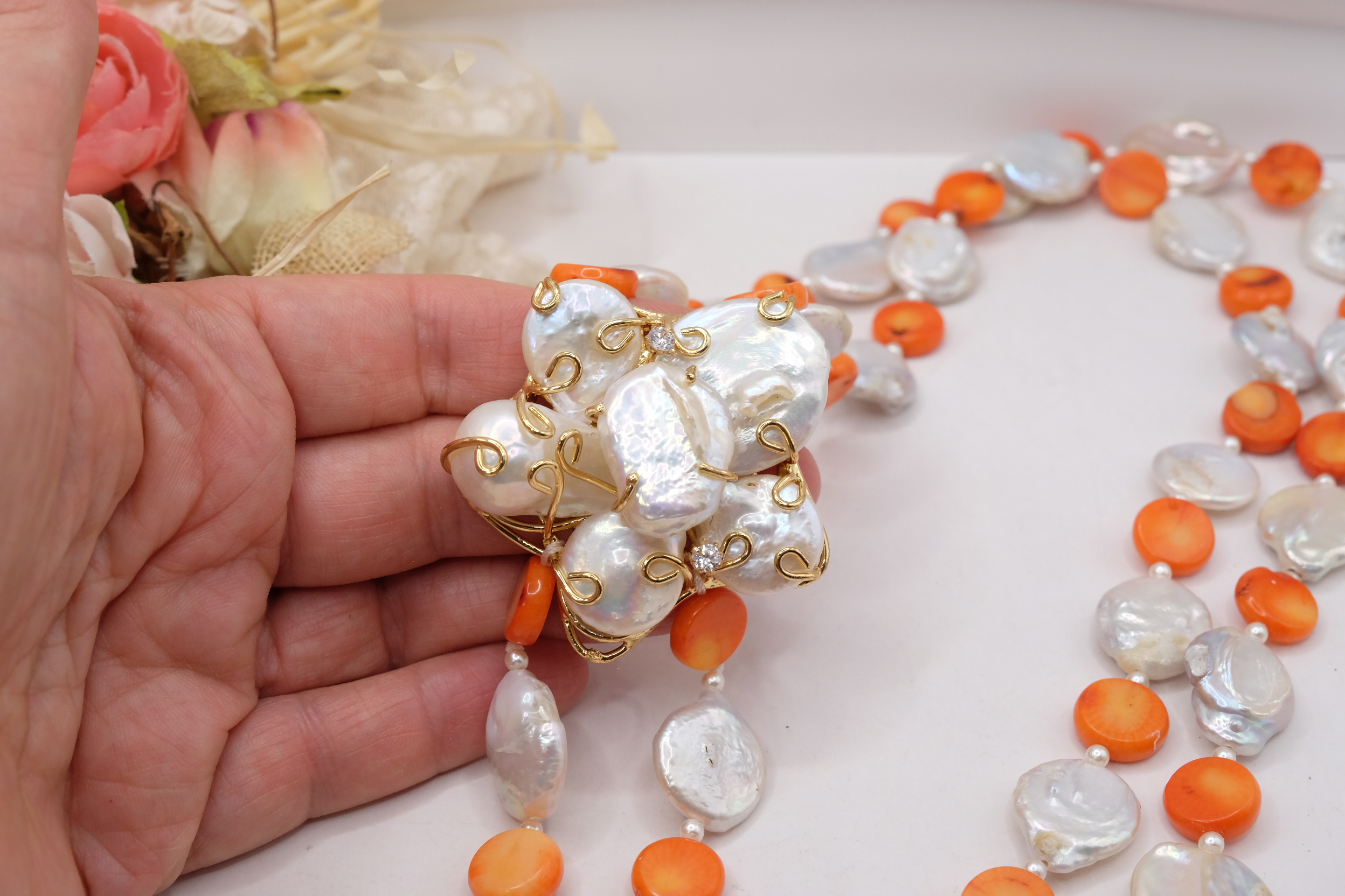 COLLANA LUNGA 2 FILI CORALLO BAMBOO SALMONE PERLE LATERALE FIORE DI PERLE (6)