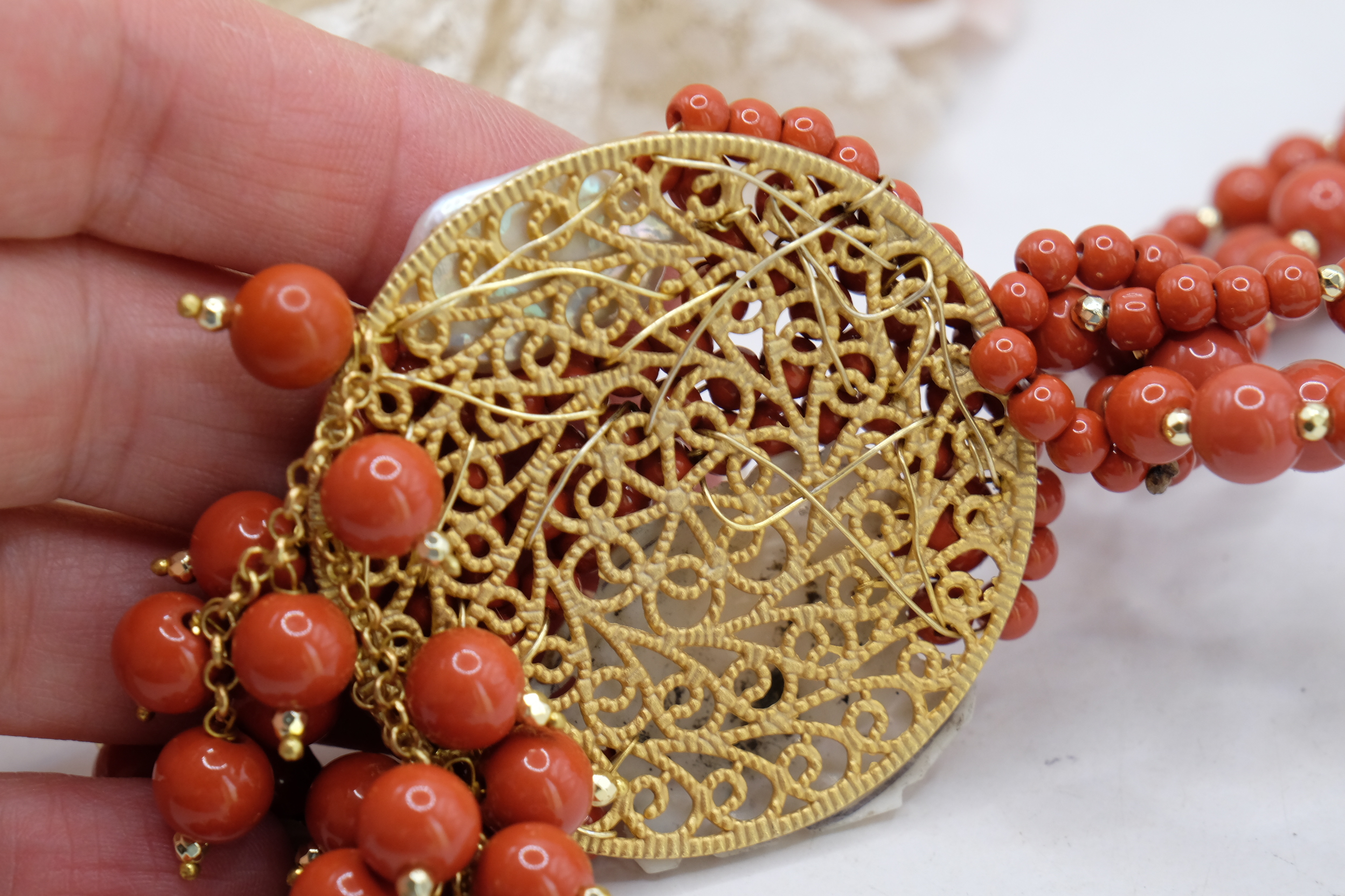 COLLANA MULTIFILO PASTA DI CORALLO PERLE CAMMEO DI TORRE DEL GRECO (1)