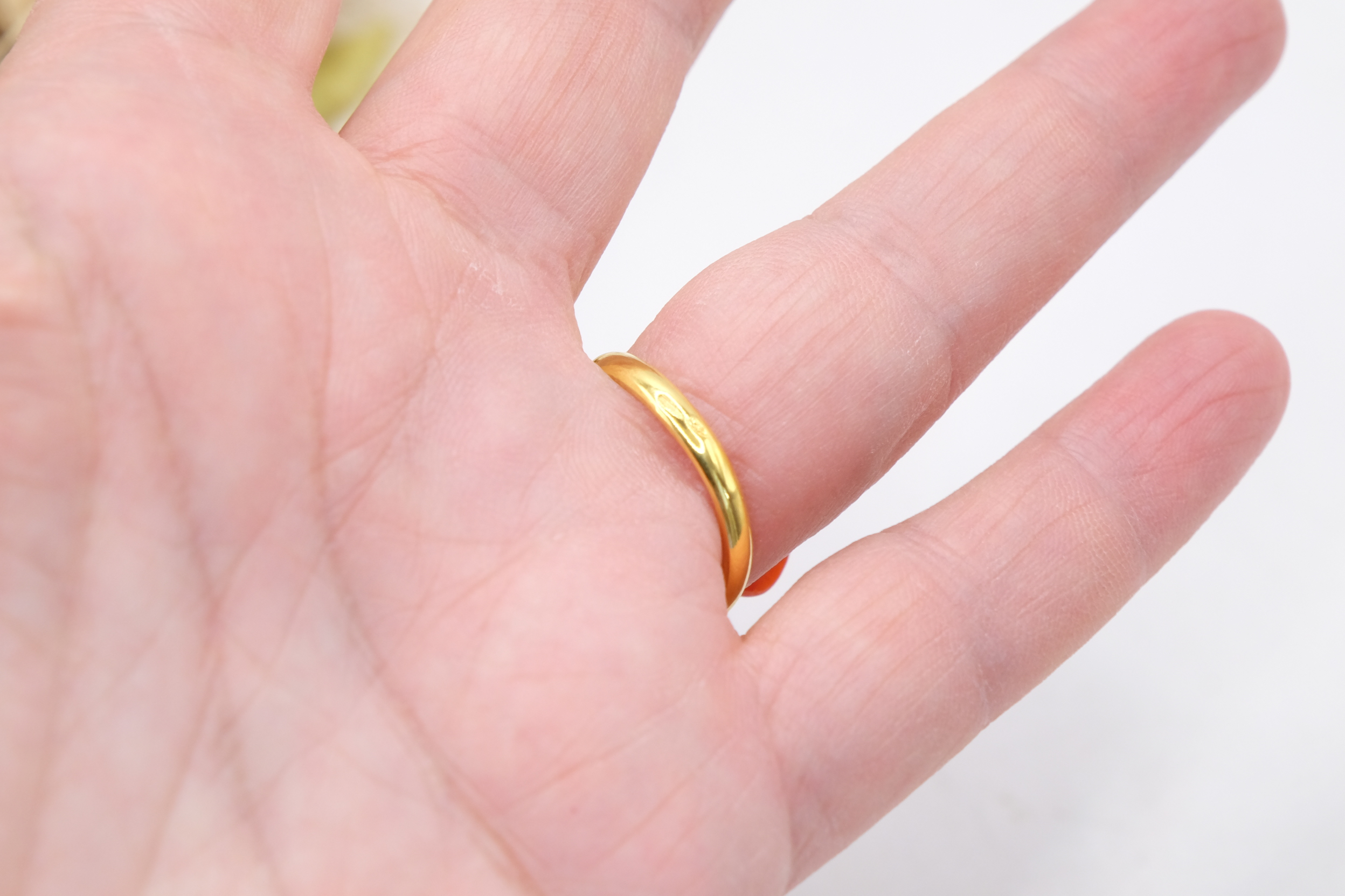 ANELLO ARTIGIANALE CONTRARIE' 2 CORALLO MEDITERRANEO ARGENTO 925 PLACCATO ORO (5)