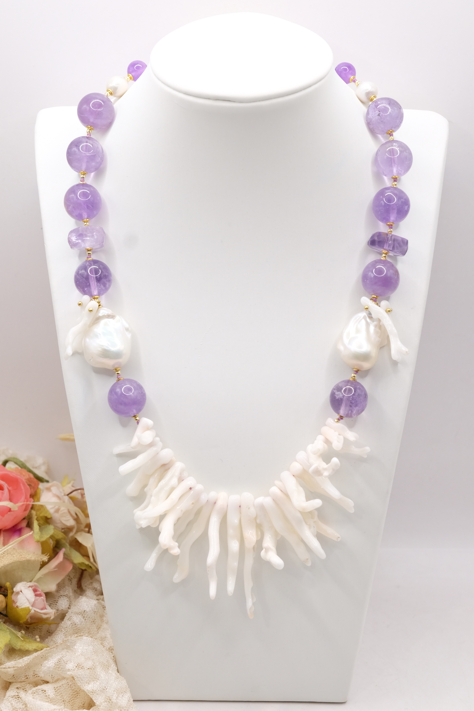 COLLANA ARTIGIANALE AMETISTA PERLE CORALLO BIANCO ARGENTO 925 PLACCATO ORO (2)