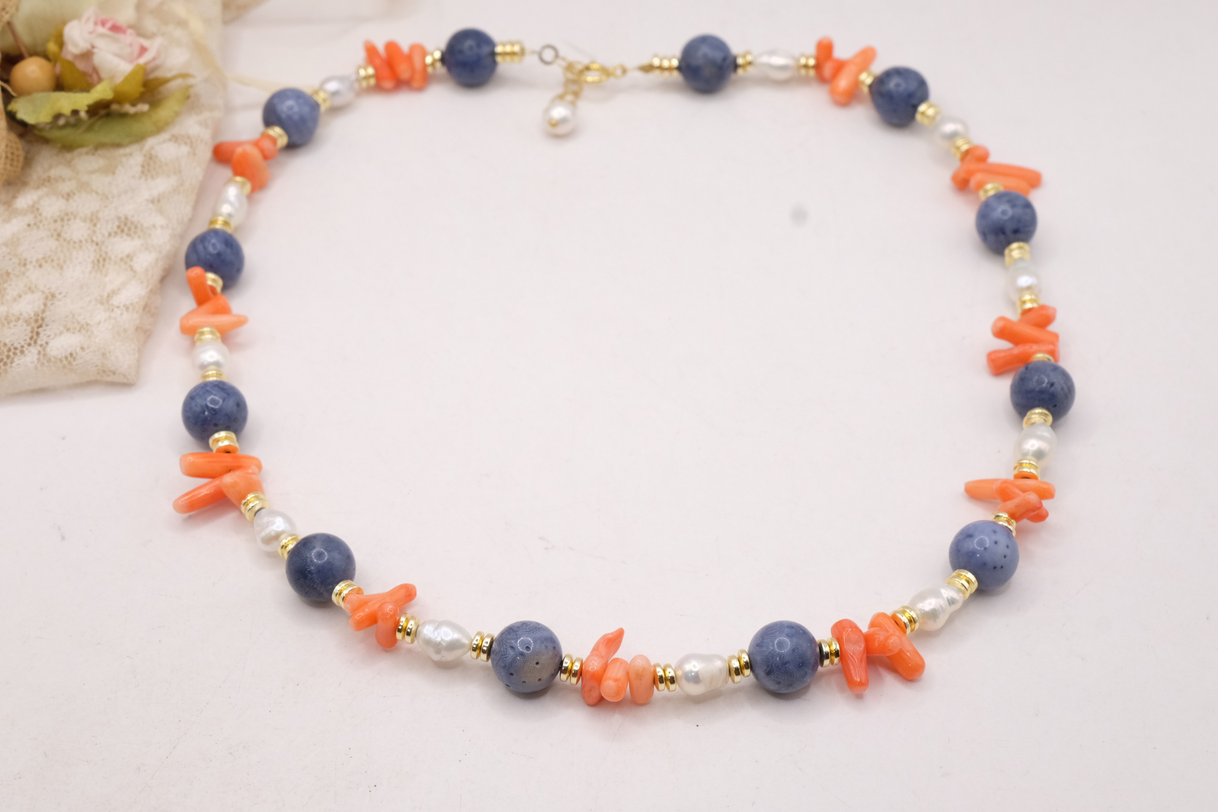 COLLANA ARTIGIANALE CORALLO BLU PERLE CORALLO BAMBOO ARGENTO DORATO (3)