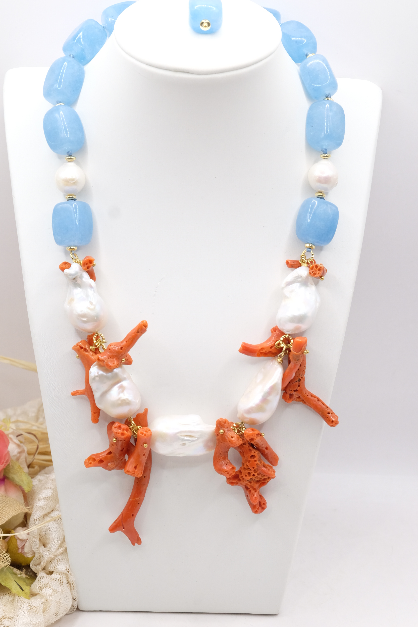 COLLANA ARTIGIANALE GIADA JELLY AZZURRO PERLE CORALLO ARGENTO 925 PLACCATO ORO (2)