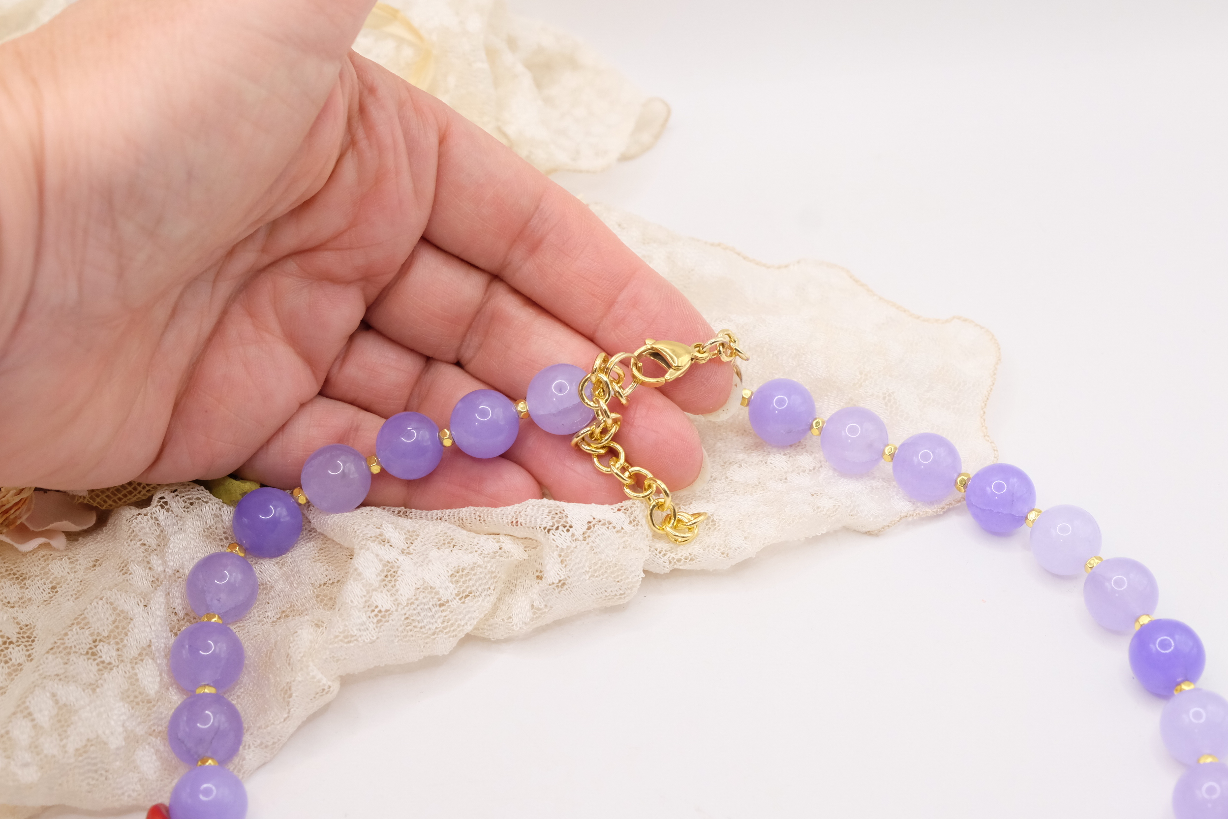COLLANA ARTIGIANALE GIADA LAVANDA CONCHIGLIE PESCE CAVALLUCCIO POLPO CORALLO PERLE (6)