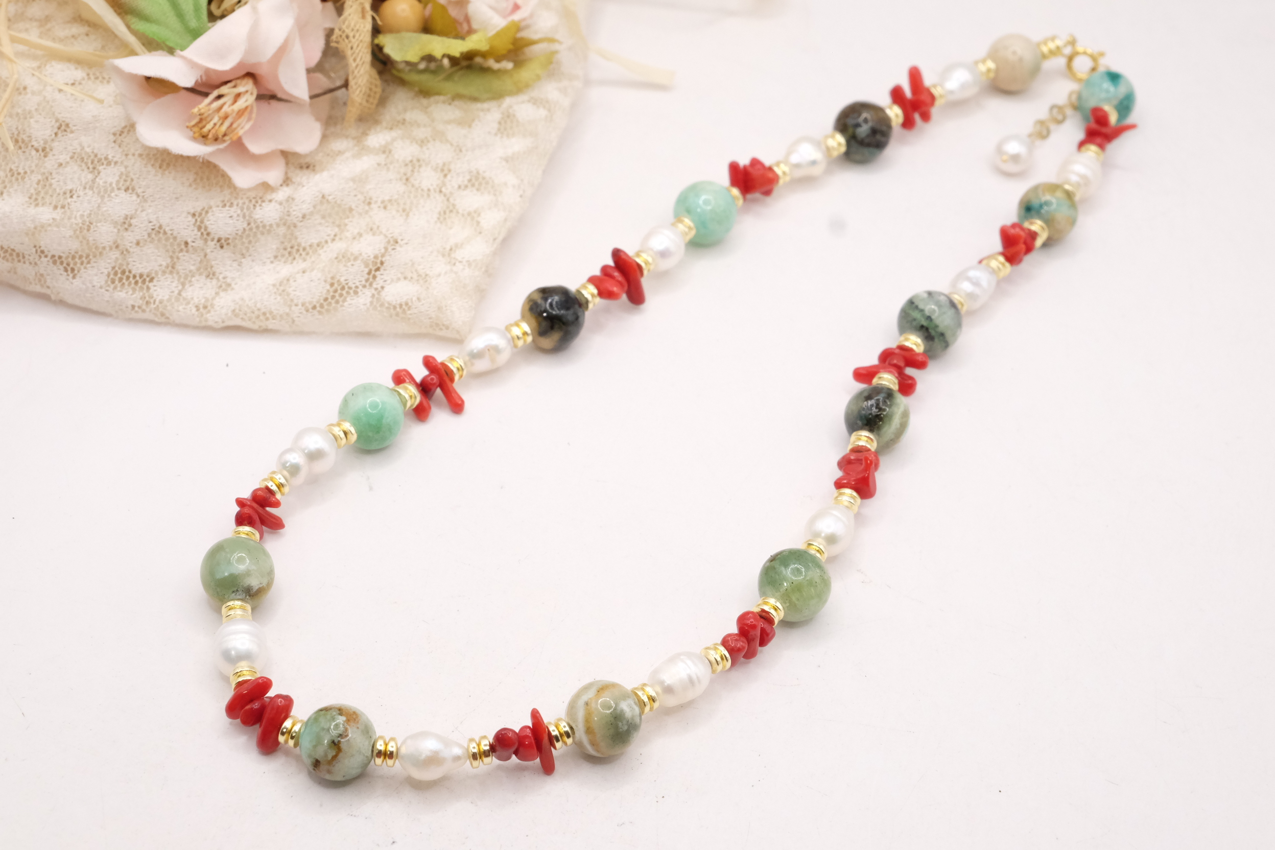 COLLANA ARTIGIANALE KAOLINITE PERLE CORALLO BAMBOO ARGENTO DORATO (6)